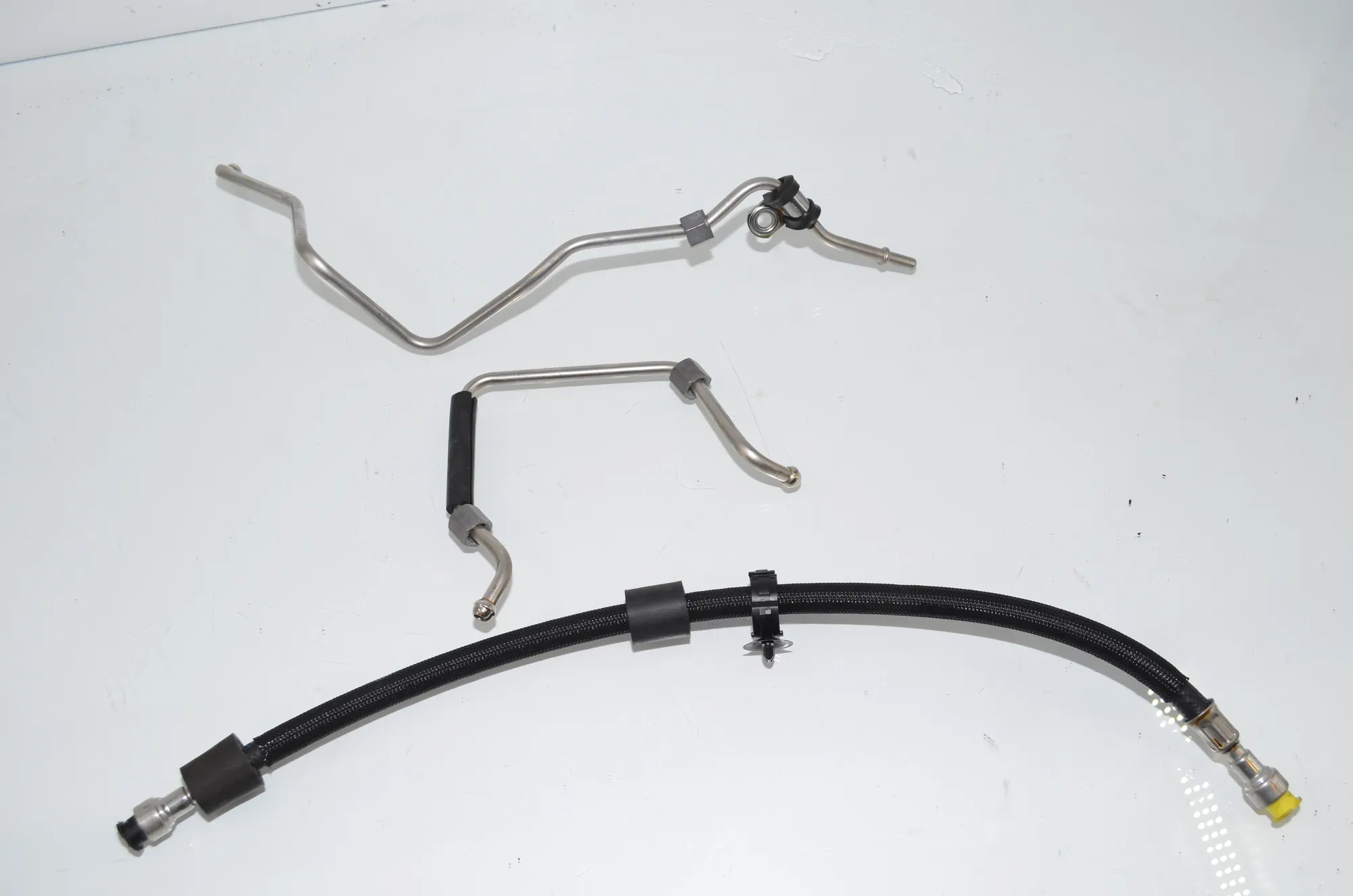 Fuel Pipe – OEM 7629639 · BMW 3 Touring (F31) 320 i 2012 – 3