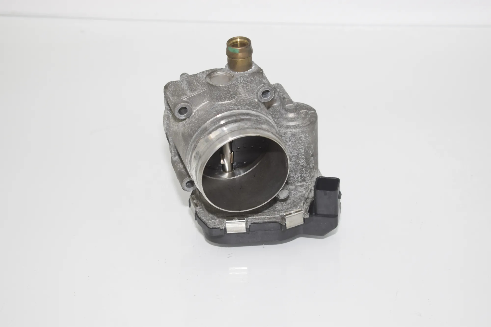 Throttle Body – OEM 7588625 · BMW 3 Touring (F31) 320 i 2012
