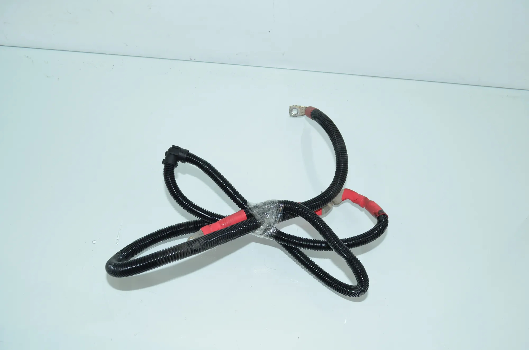 Positive Battery Cable – OEM 8515494 · BMW 5 (F10) 530 d 2016 – 4
