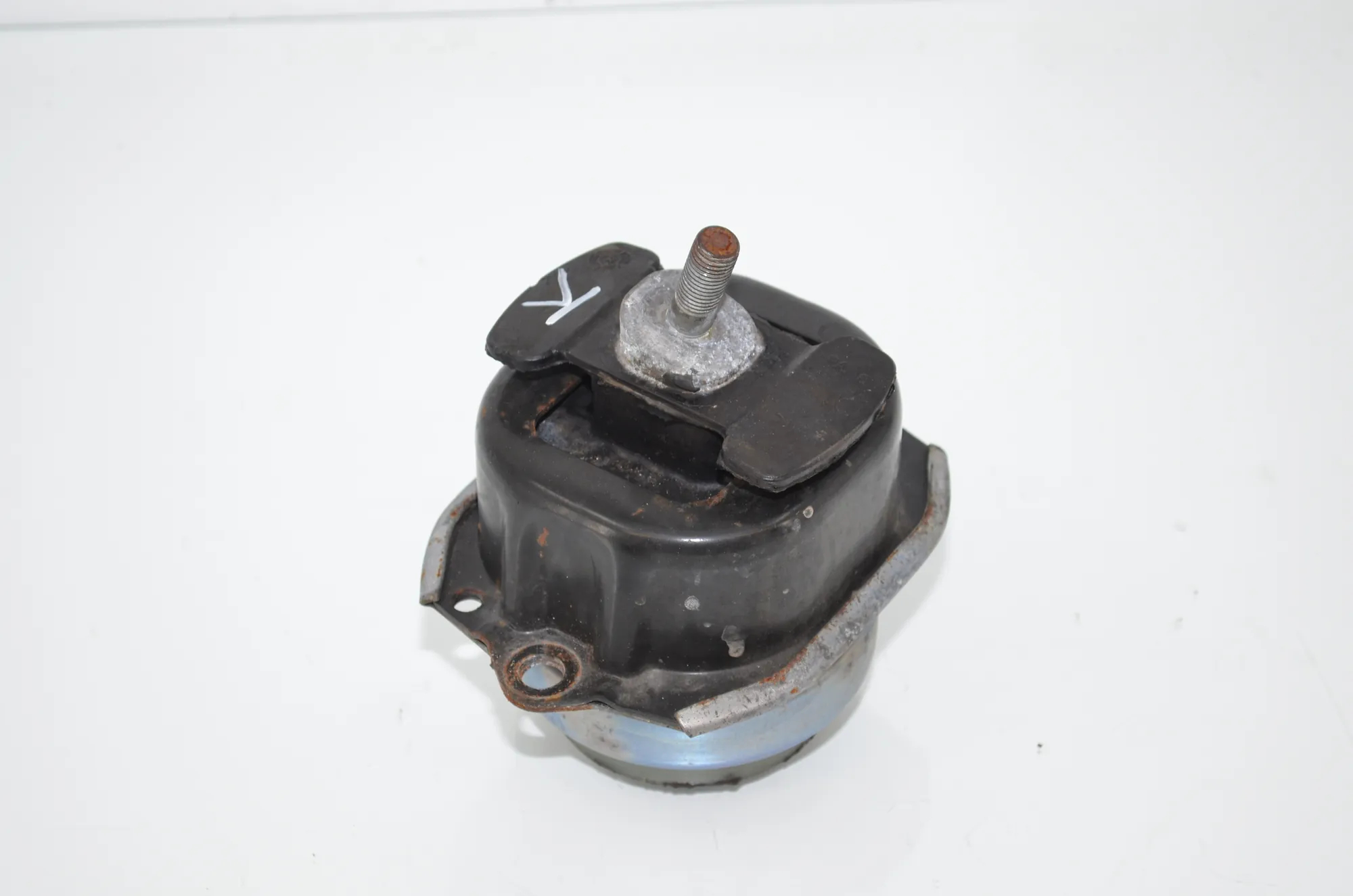 Left Side Engine Mount – OEM 6793642 · BMW X6 (F16, F86) M 2017