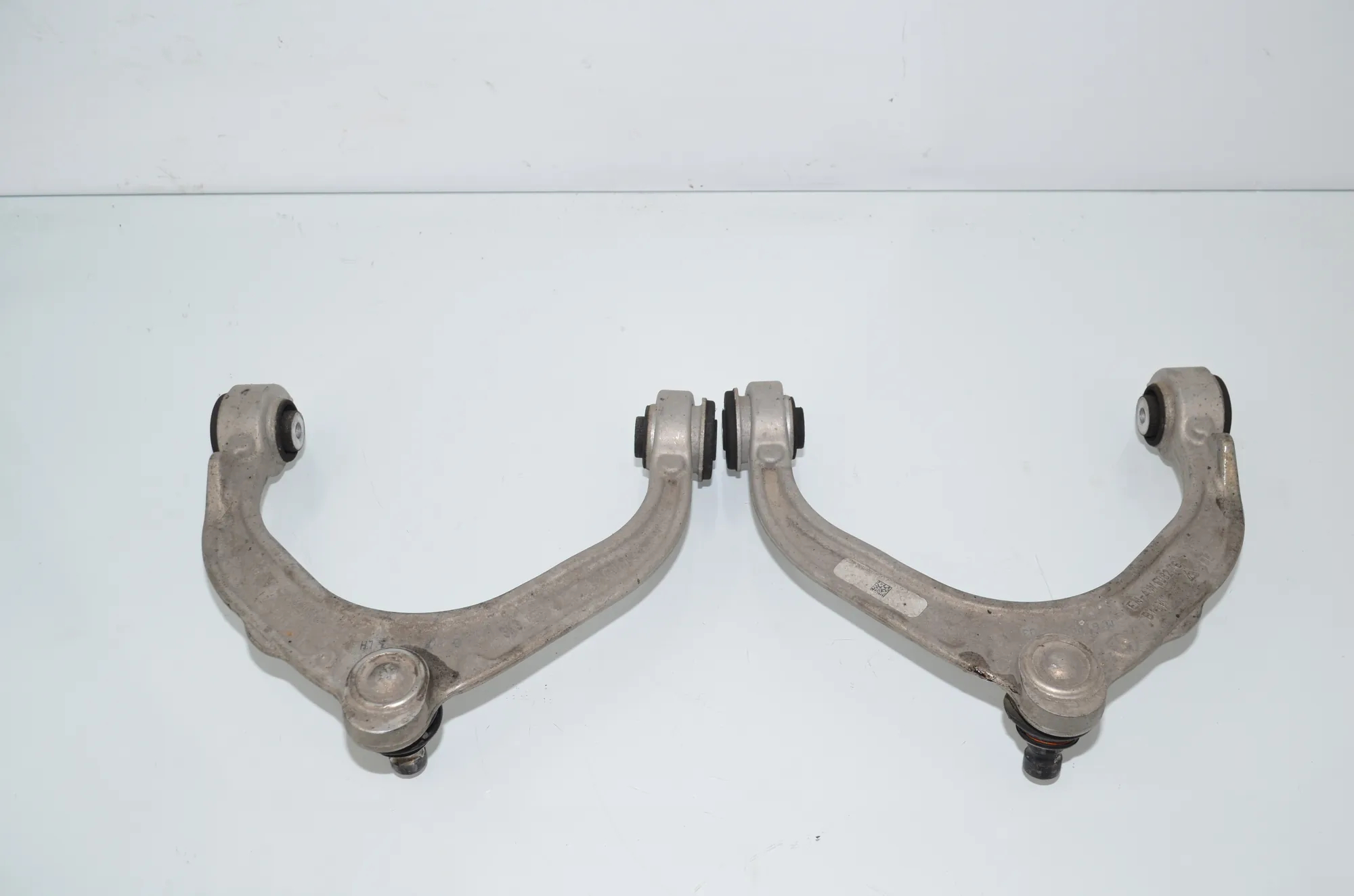 Front Left Upper Control Arm – OEM 6788981 · BMW X6 (F16, F86) M 2017 – 3