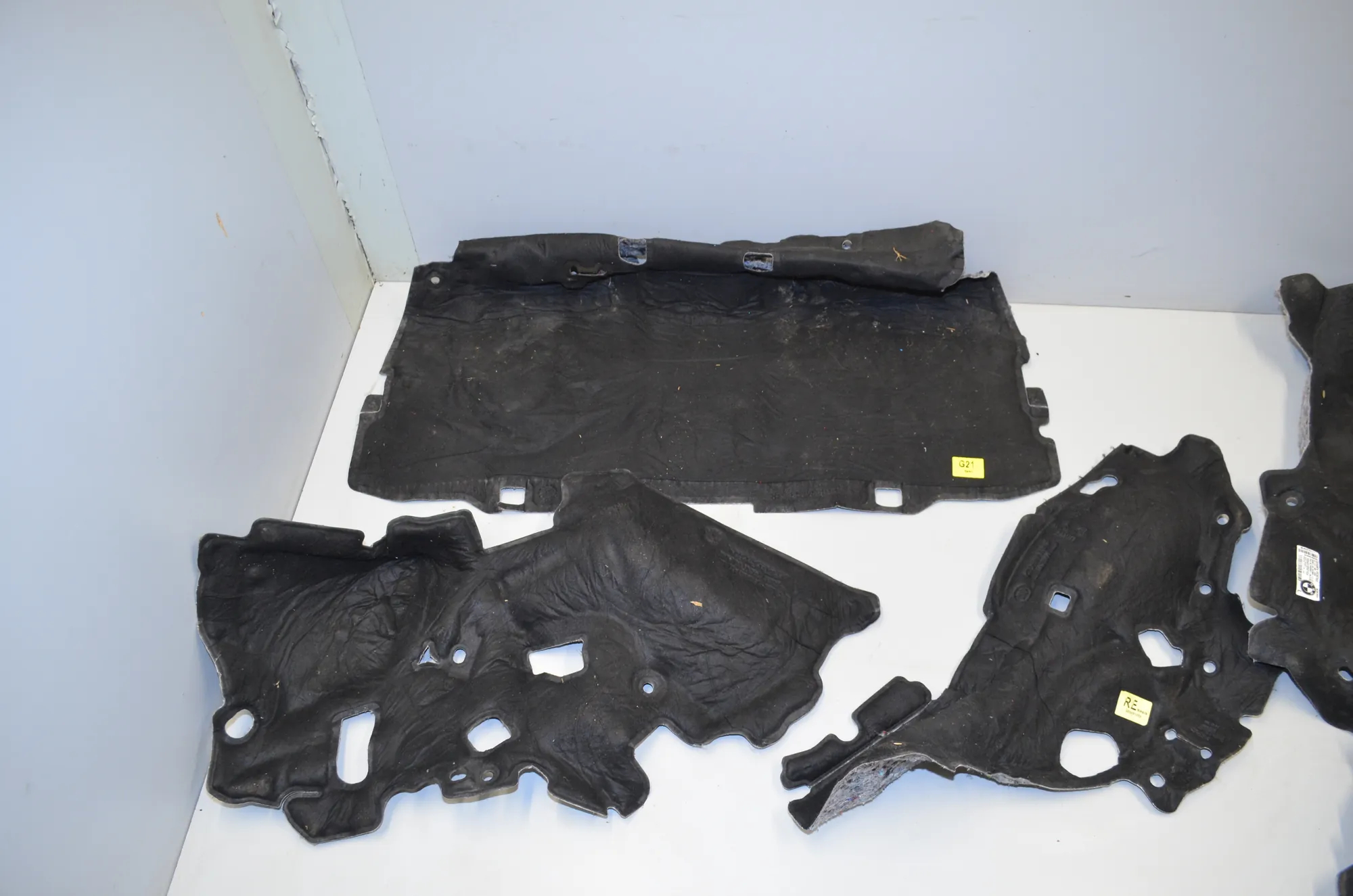 Sound Insulation – OEM 9483892 · BMW 3 Touring (G21) BMW 3 Touring (G21) 320 d 2023 – 2