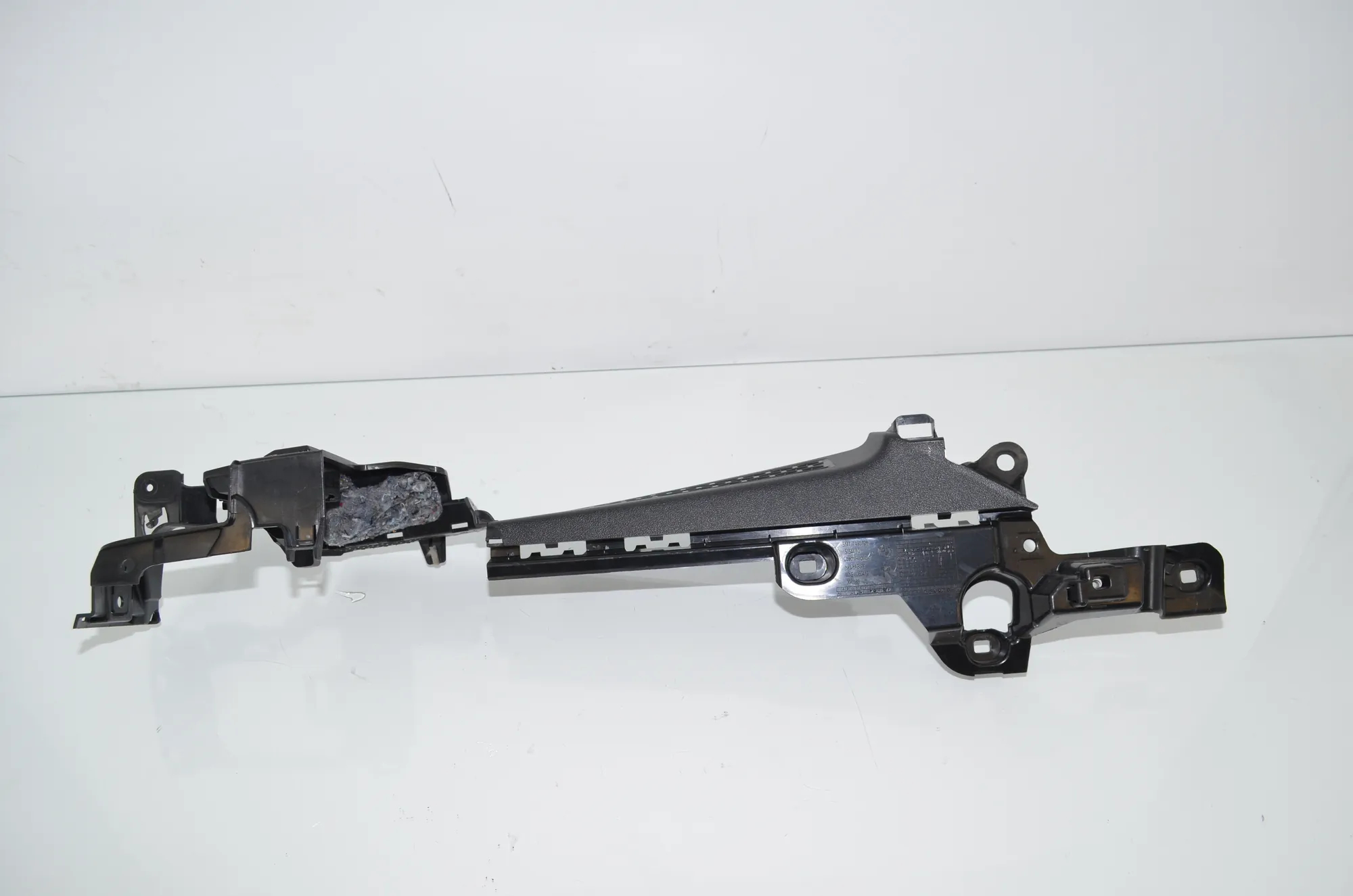 Other Trim Parts – OEM 7450726 · BMW 3 Touring (G21) BMW 3 Touring (G21) 320 d 2023