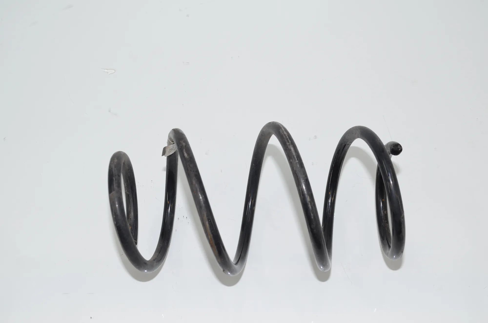 Front Right Coil Spring – OEM 6898618 · BMW 3 Touring (G21) BMW 3 Touring (G21) 320 d 2023
