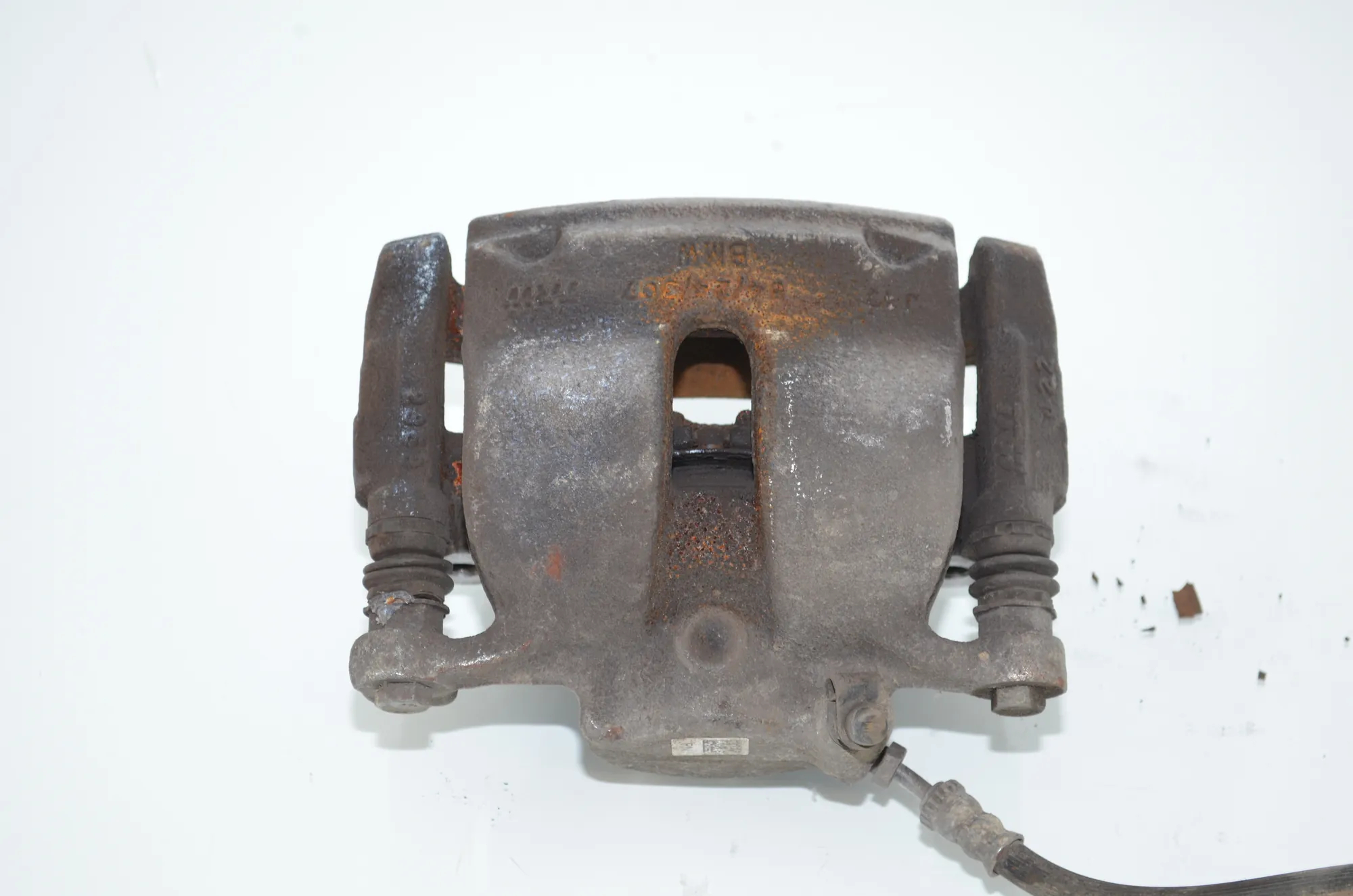 Front Right Brake Caliper – OEM 6860266 · BMW 3 Touring (G21) BMW 3 Touring (G21) 320 d 2023 – 2