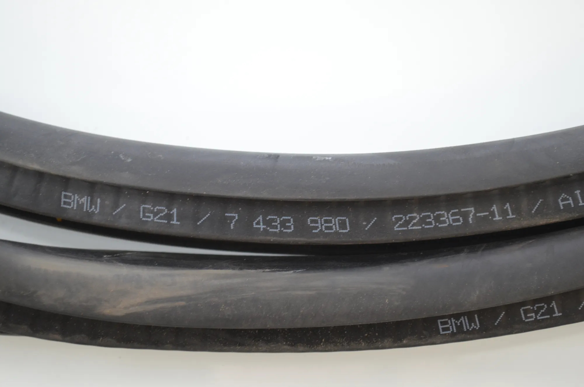 Rear Right Door Seal Rubber – OEM 7433980 · BMW 3 Touring (G21) BMW 3 Touring (G21) 320 d 2023 – 4