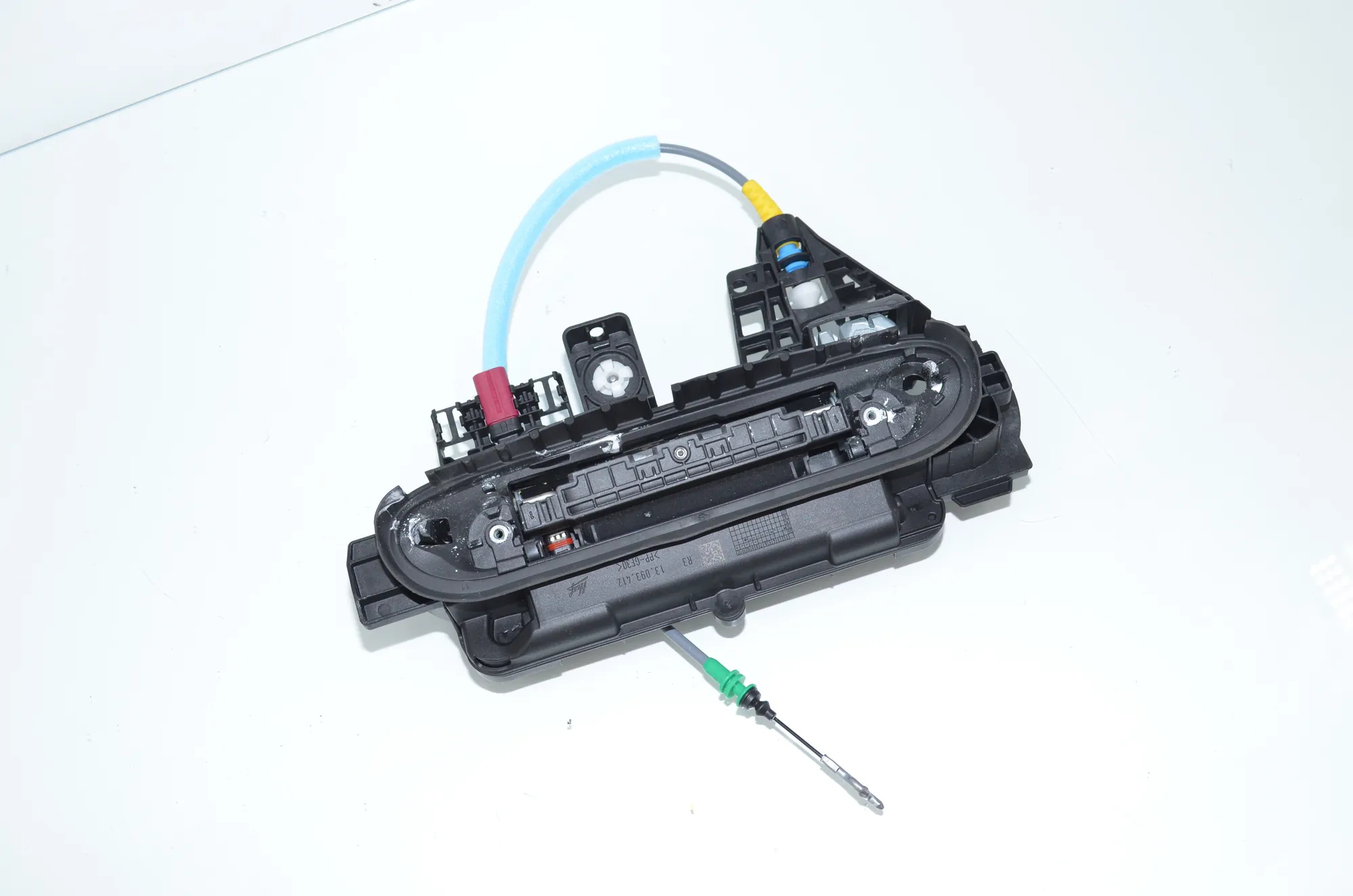 Front Right Door Interior Handle Frame – OEM 5A68ED4 · BMW iX1 (U11 BEV) BMW iX1 (U11 BEV) iX1 eDrive 20 2024