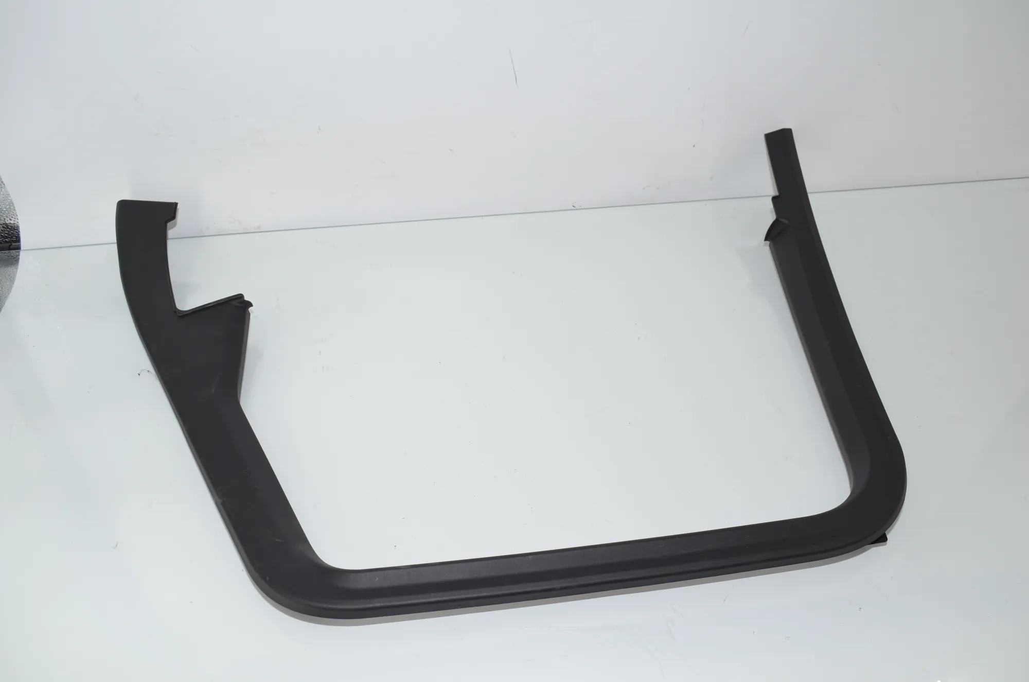 Rear Left Door Panel – OEM 9423220 · BMW iX1 (U11 BEV) BMW iX1 (U11 BEV) iX1 eDrive 20 2024 – 2