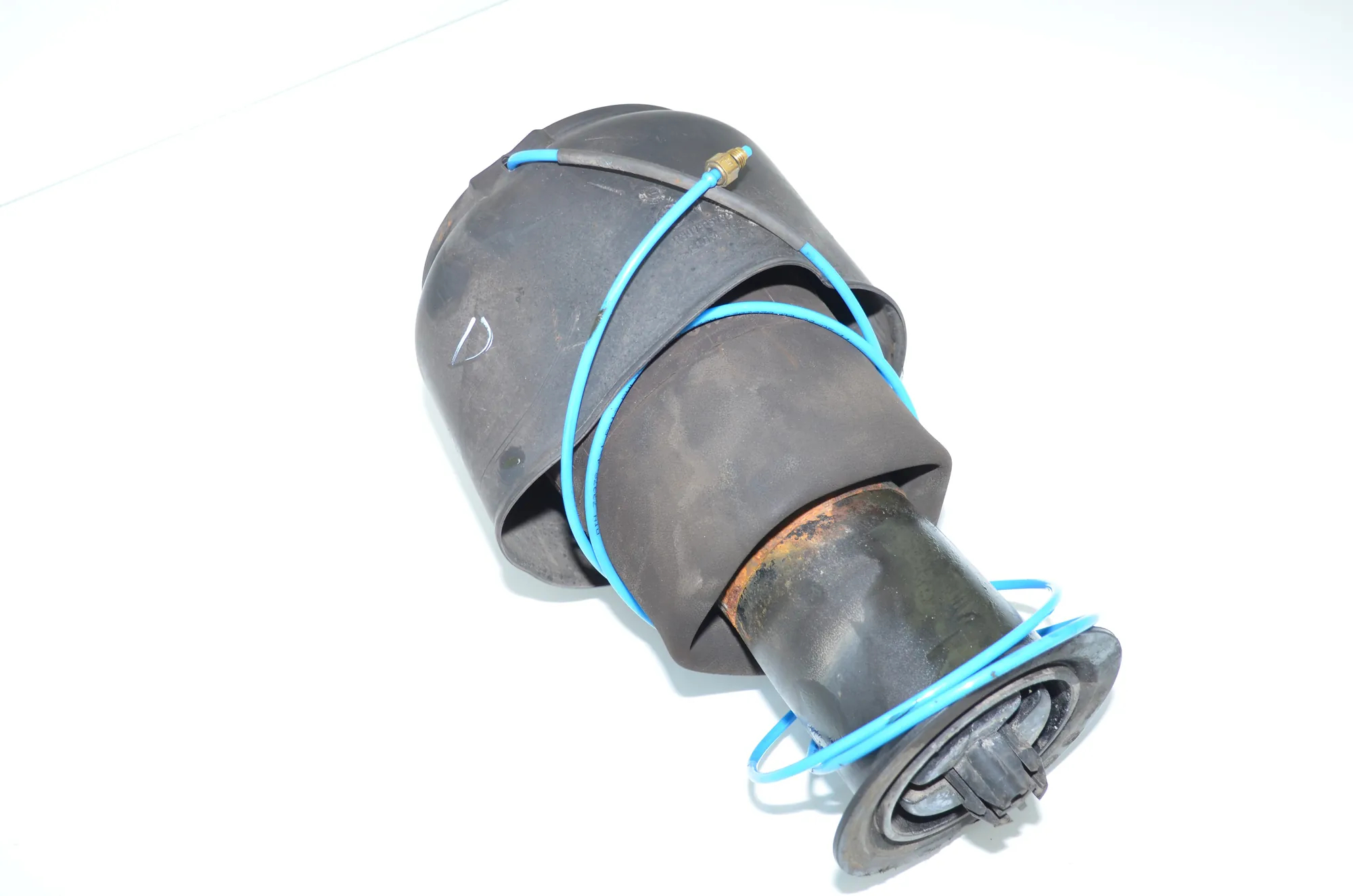 Rear Right Air Suspension Spring Bag – OEM 6784379 · BMW 5 Touring (F11) 530 d xDrive 2011
