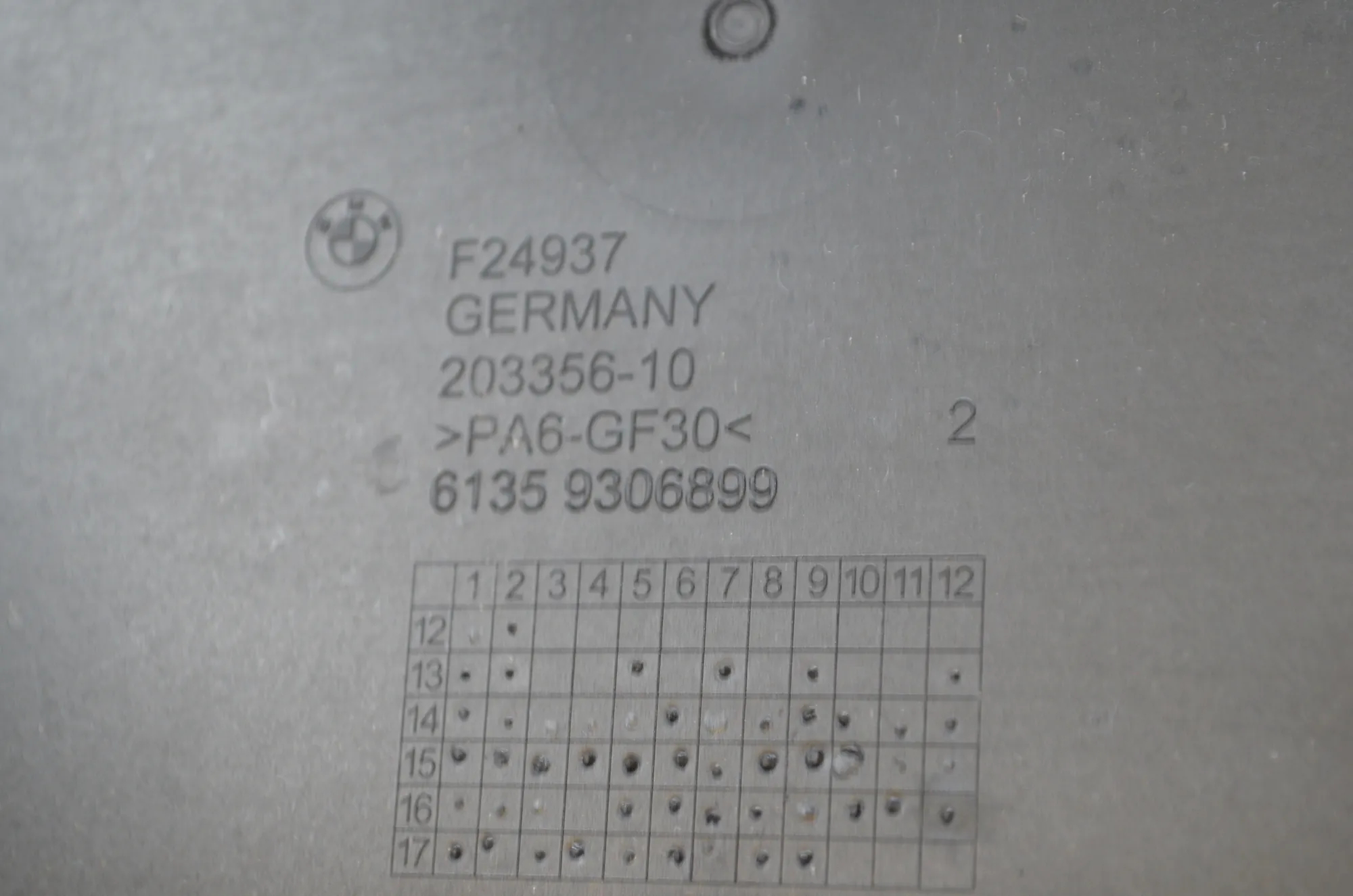 Other Body Parts – OEM 9306899 · BMW X1 (F48) xDrive 18 d 2017 – 4