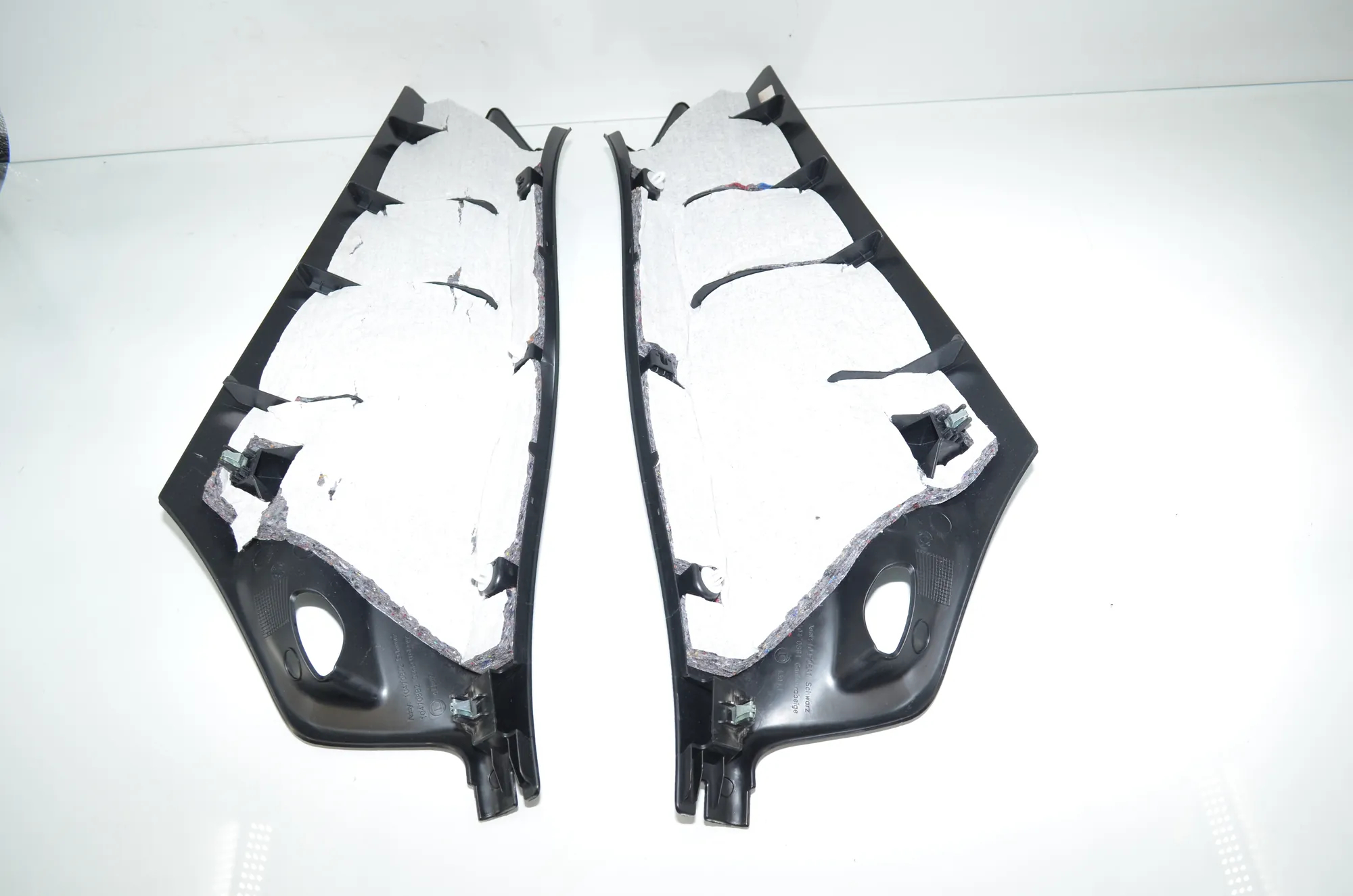 B Pillar Trim – OEM 7326835 · BMW X1 (F48) xDrive 18 d 2017 – 4