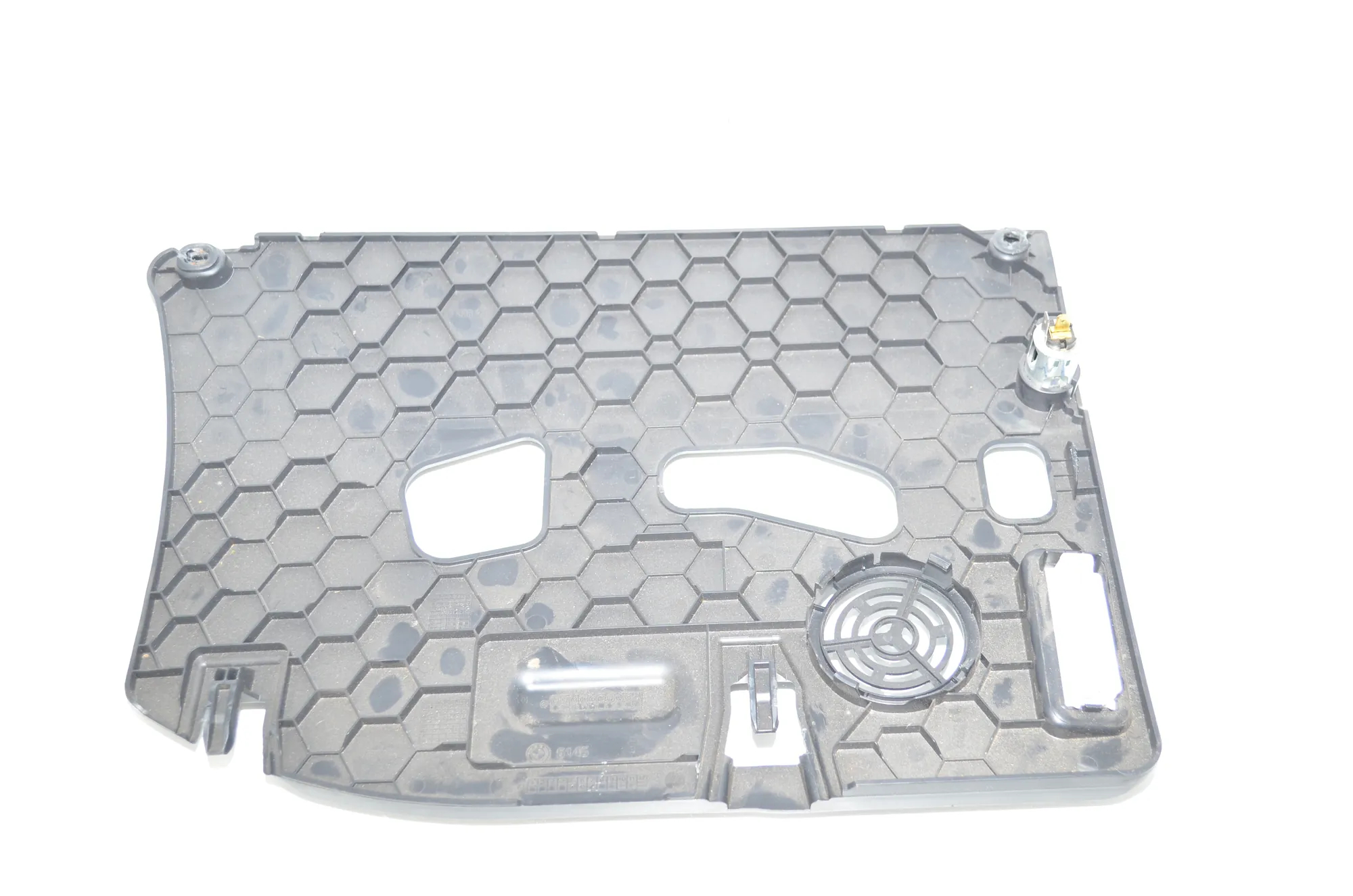 Dashboard Lower Trim – OEM 9292147 · BMW X1 (F48) xDrive 18 d 2017 – 9