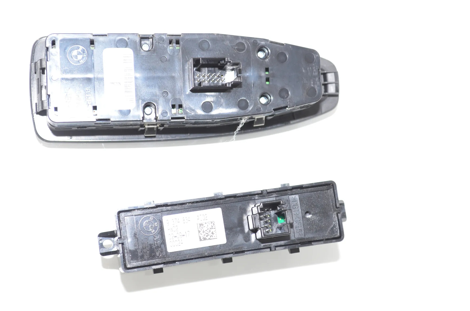Switches – OEM 9208107 · BMW X1 (F48) xDrive 18 d 2017 – 5
