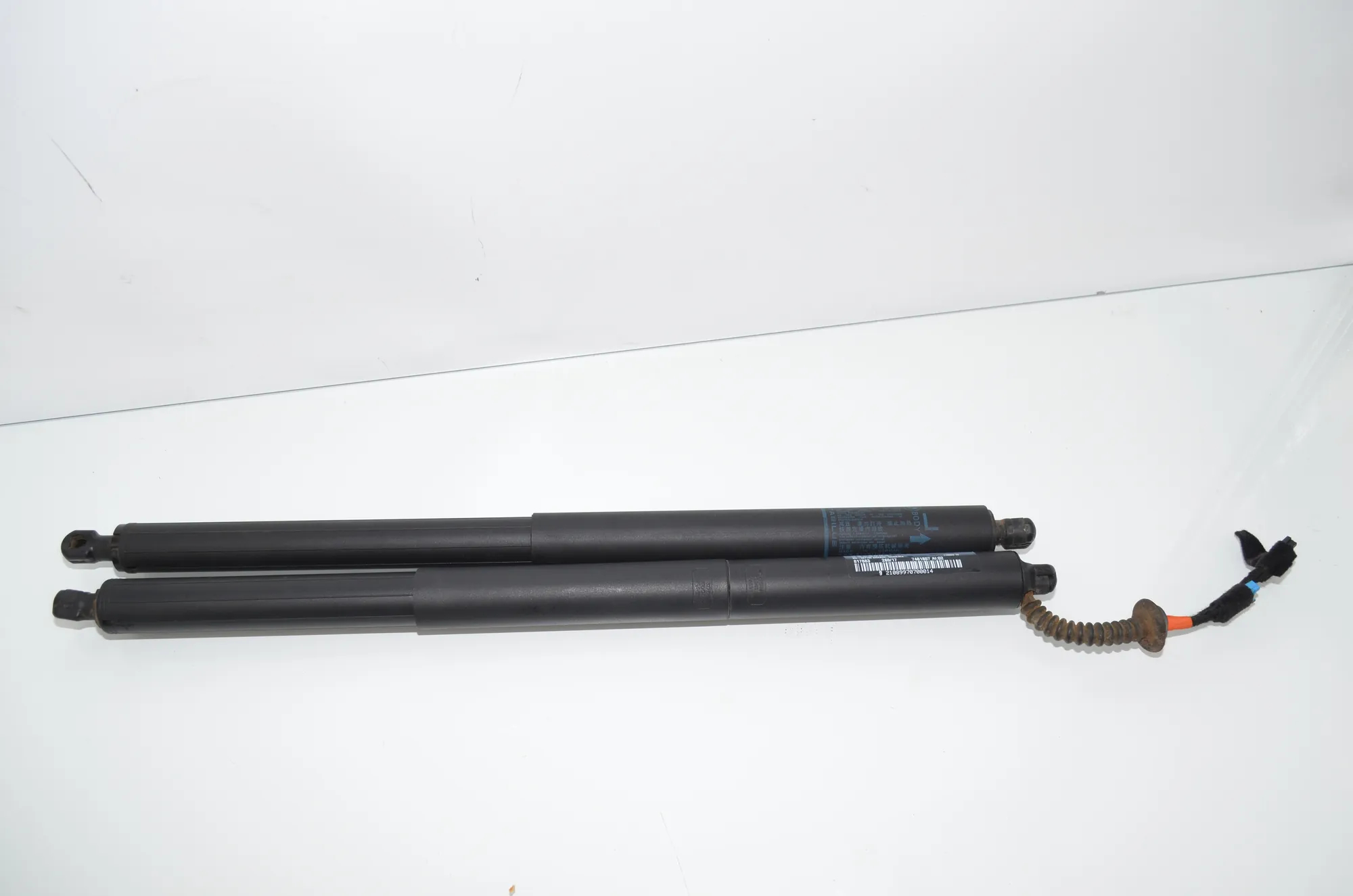 Electric Tailgate Opening Kit – OEM 7492035 · BMW X1 (F48) xDrive 18 d 2017 – 16