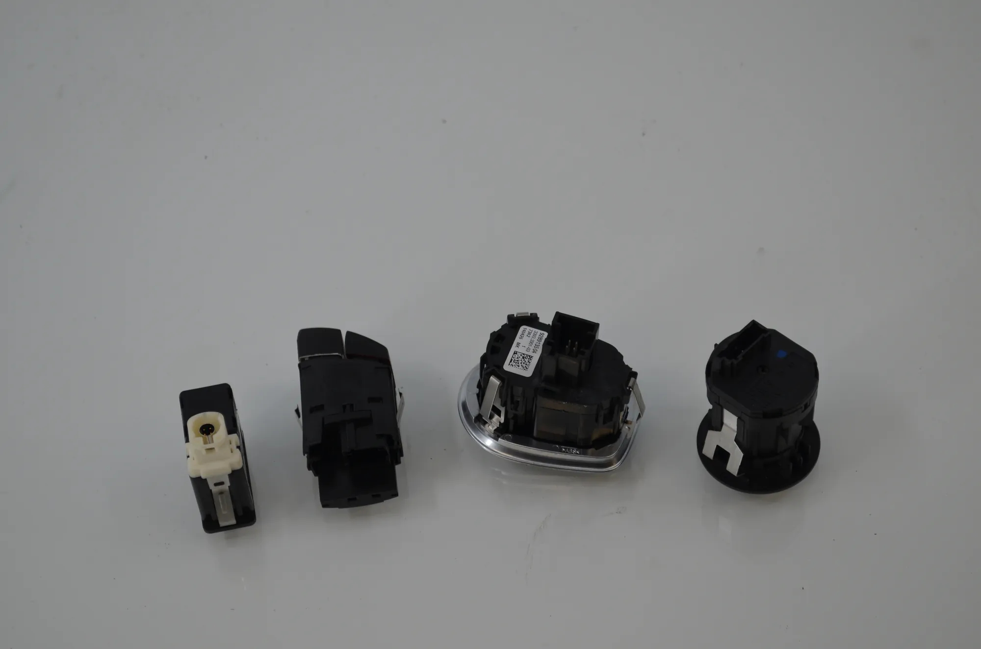 Other Control Units – OEM 9289135 · BMW X1 (F48) xDrive 18 d 2017 – 3