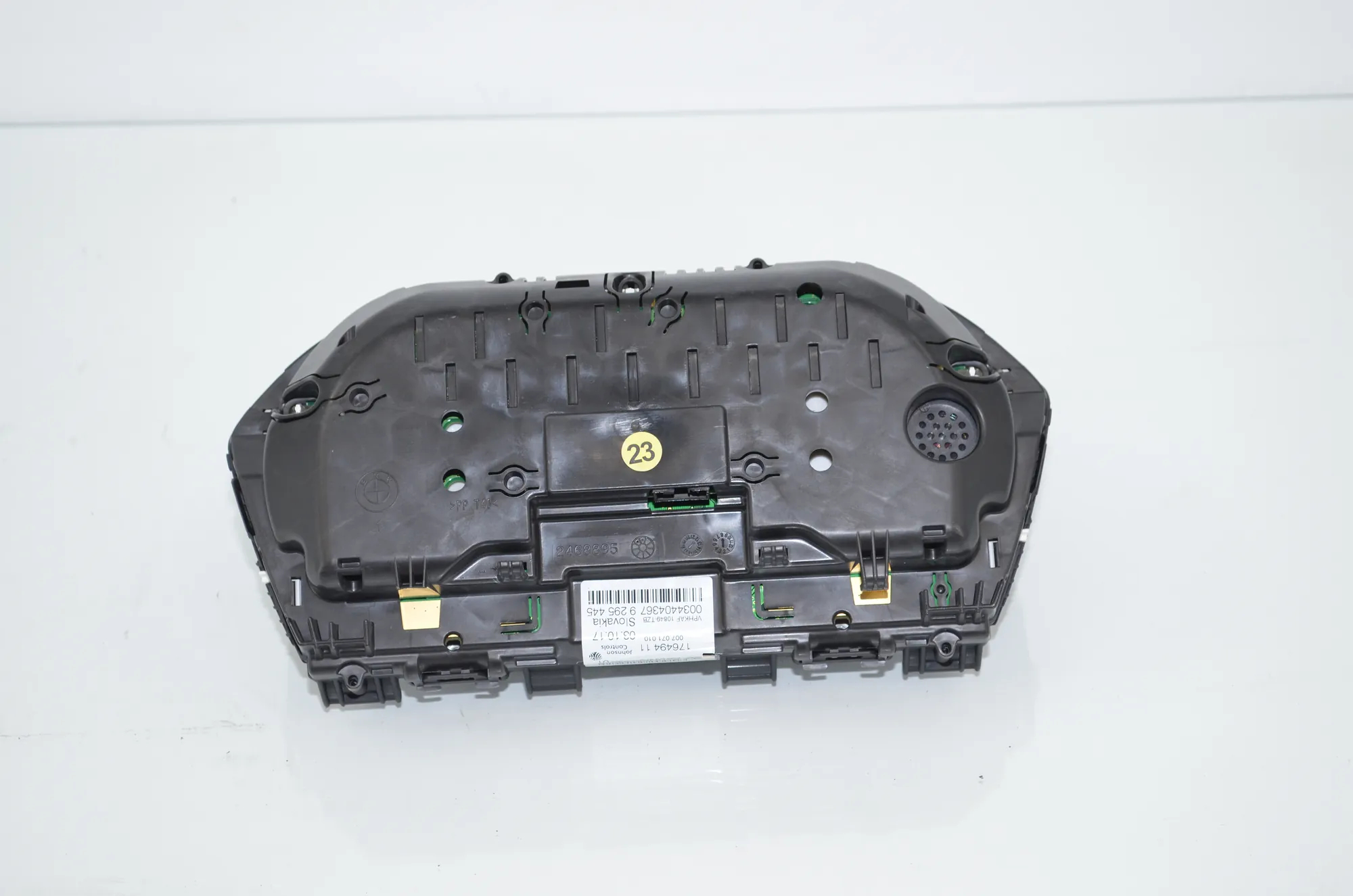 Instrument Cluster Speedometer – OEM 9295445 · BMW X1 (F48) xDrive 18 d 2017 – 4