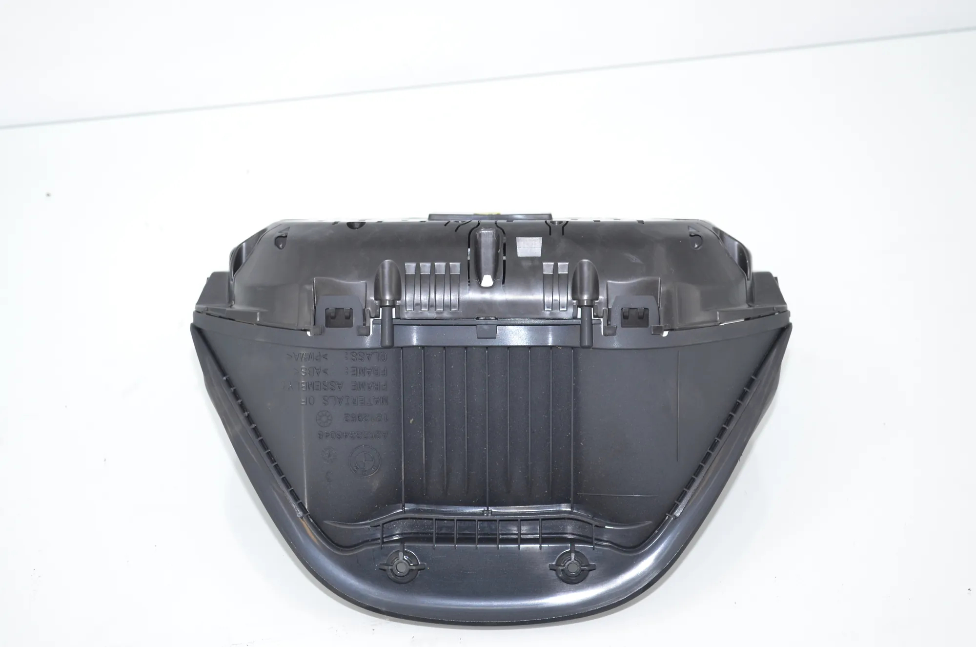 Instrument Cluster Speedometer – OEM 9295445 · BMW X1 (F48) xDrive 18 d 2017 – 3