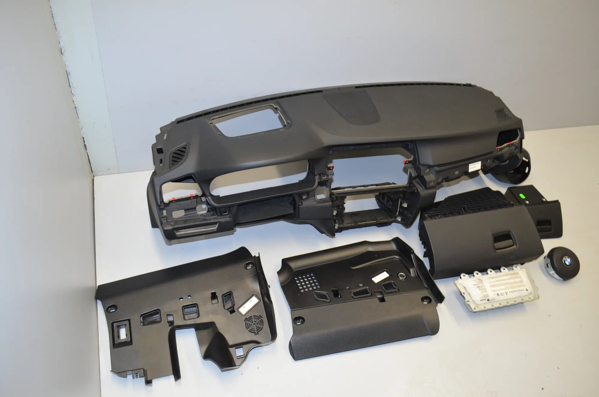 Dashboard – OEM 9207406 · BMW 5 Touring (F11) 530 d 2016 – 7