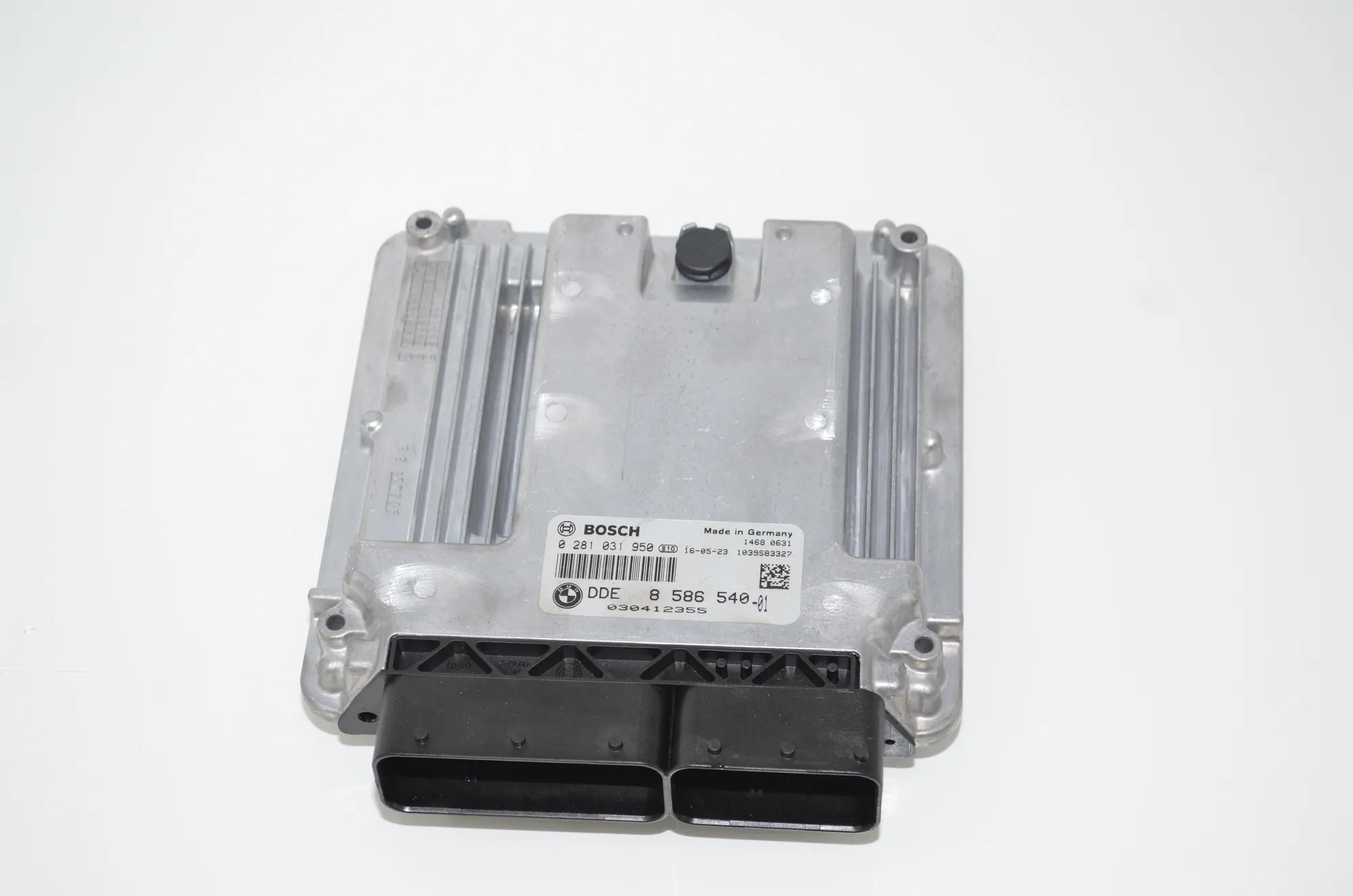 Engine Ignition ECU Set – OEM 6809374 · BMW 5 Touring (F11) 530 d 2016 – 8