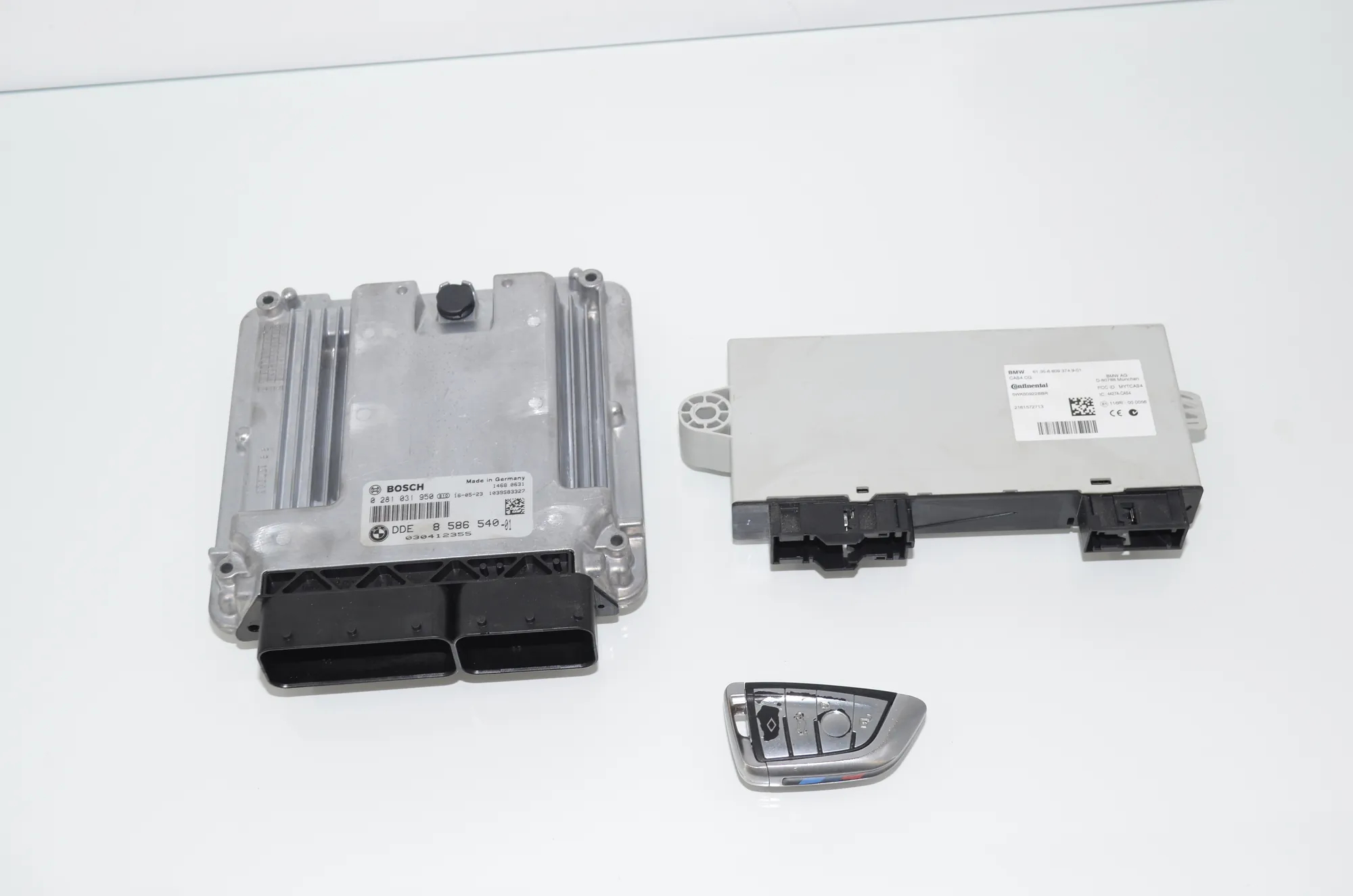 Engine Ignition ECU Set – OEM 6809374 · BMW 5 Touring (F11) 530 d 2016