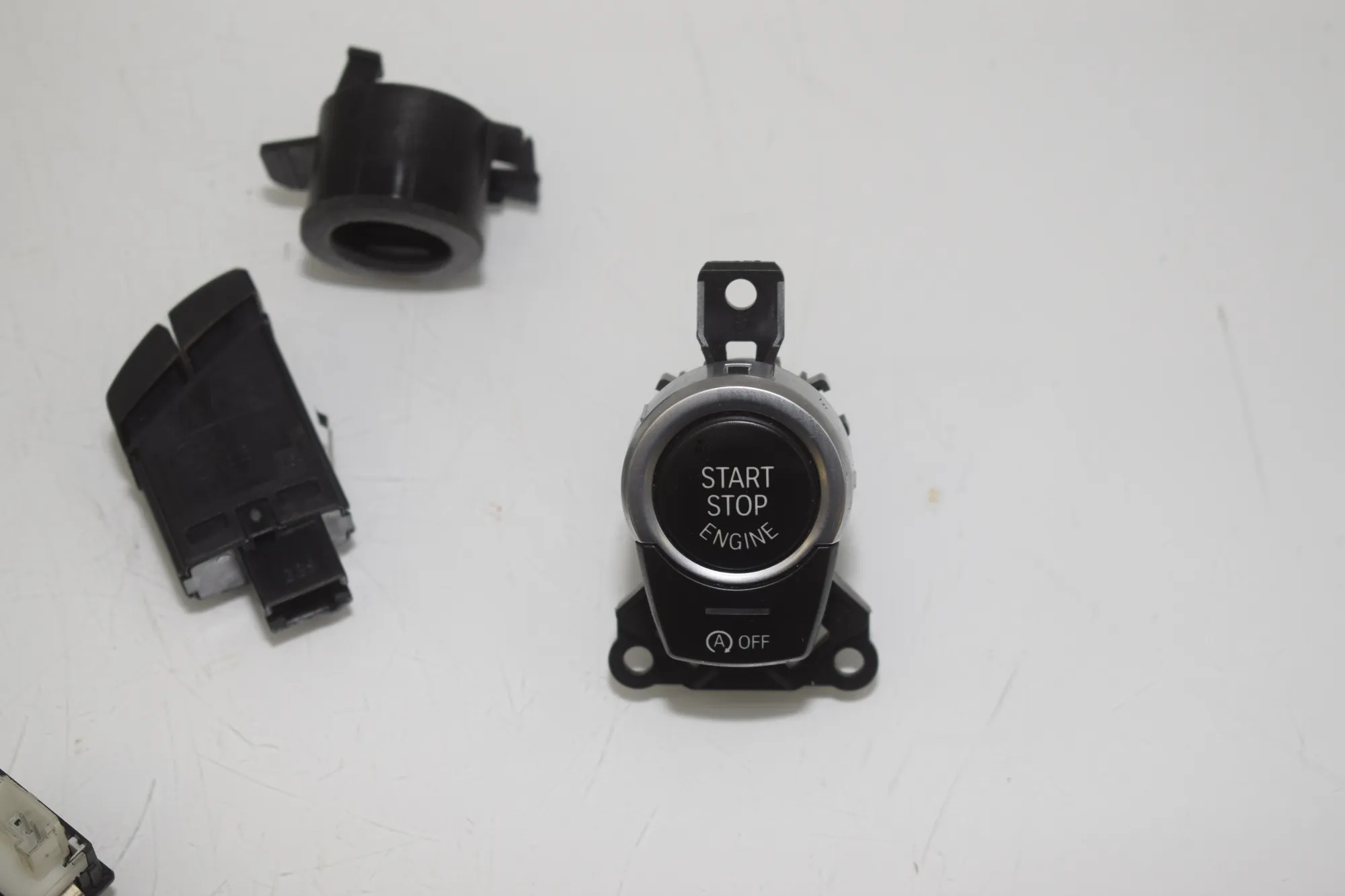 Switches – OEM 9153821 · BMW 5 Touring (F11) 530 d 2016 – 8