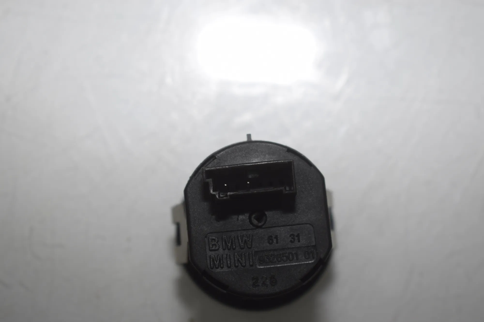 Switches – OEM 9153821 · BMW 5 Touring (F11) 530 d 2016 – 6