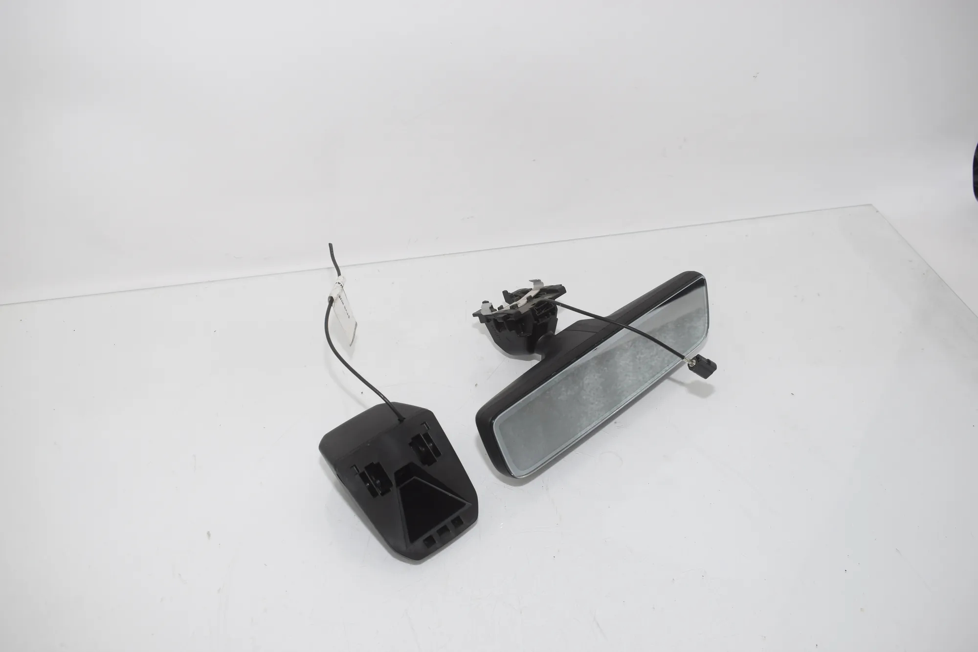Interior Rear View Mirror – OEM 7887961 · BMW 3 Touring (G21) BMW 3 Touring (G21) 318 d 2020 – 2