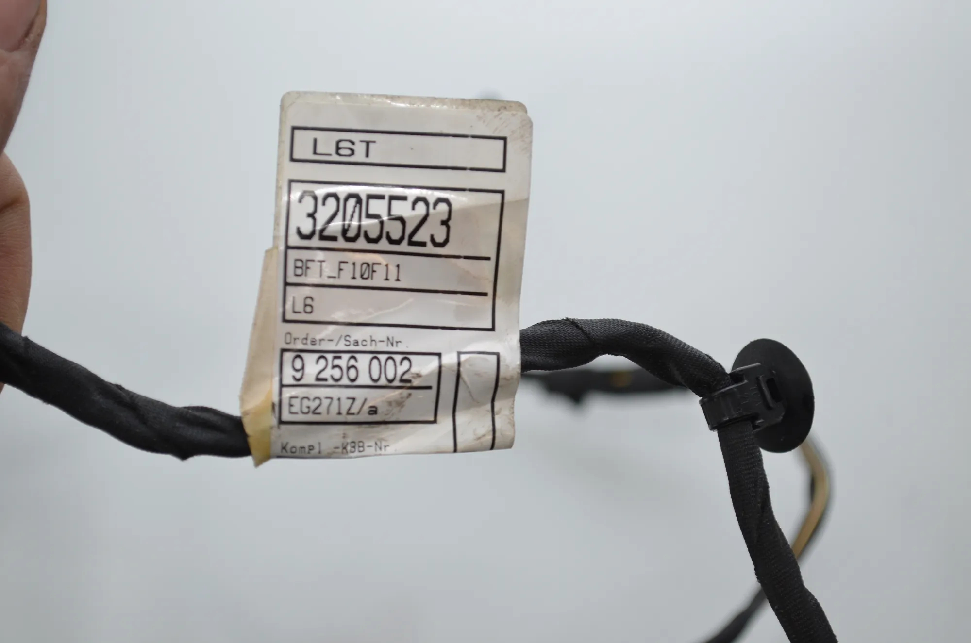 Front Left Door Wiring – OEM 9255986 · BMW 5 Touring (F11) 530 d 2011 – 6