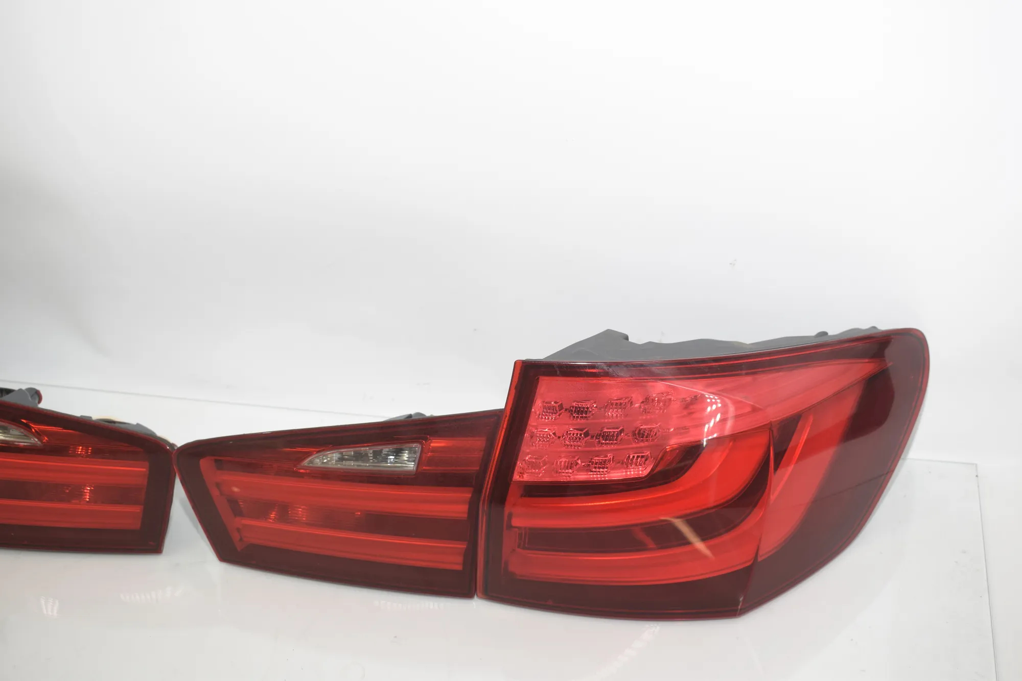Rear Tail Light Set – OEM 7203234 · BMW 5 Touring (F11) 530 d 2011 – 5