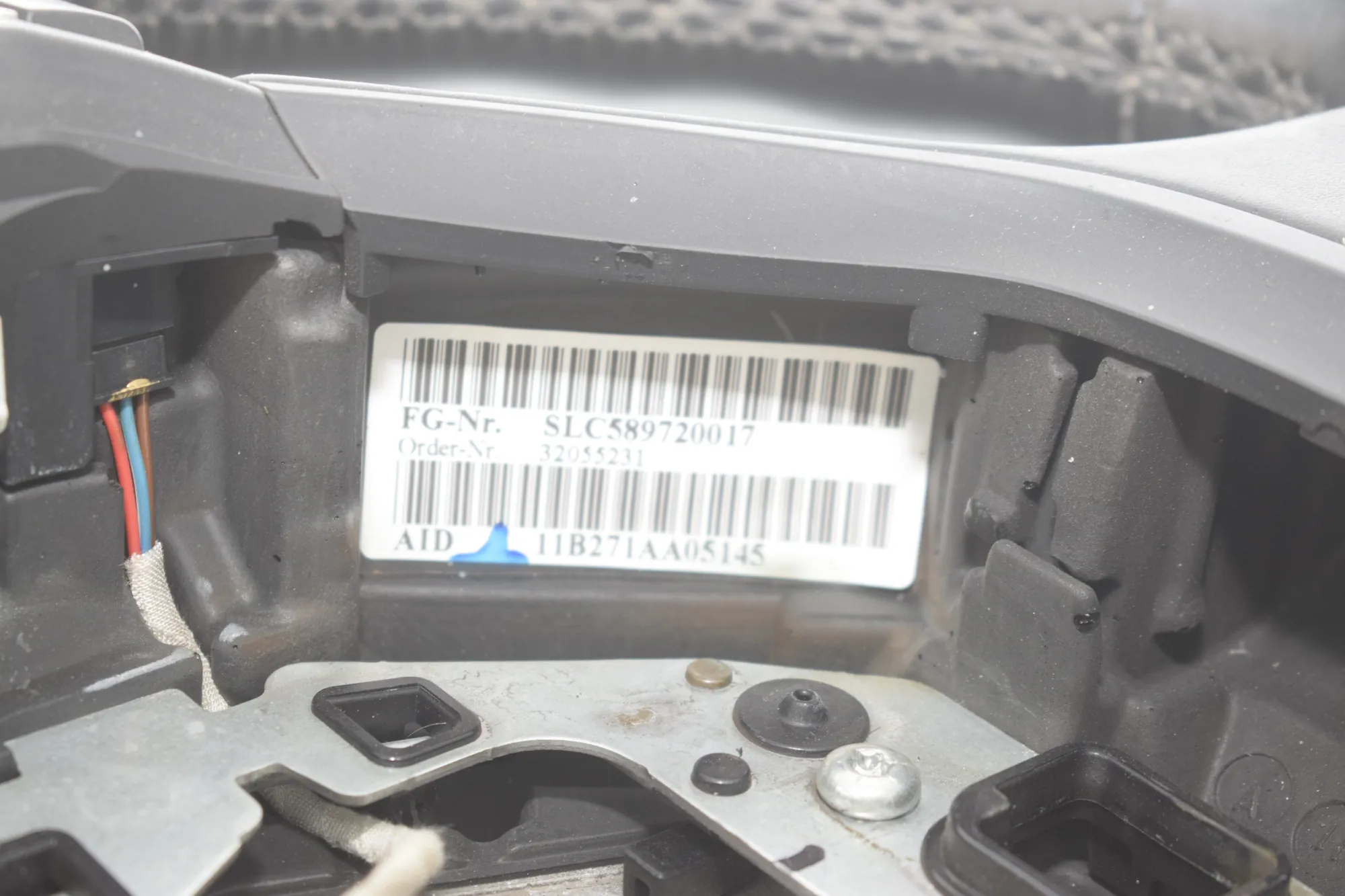 Steering Wheel – OEM 5897200 · BMW 5 Touring (F11) 530 d 2011 – 7