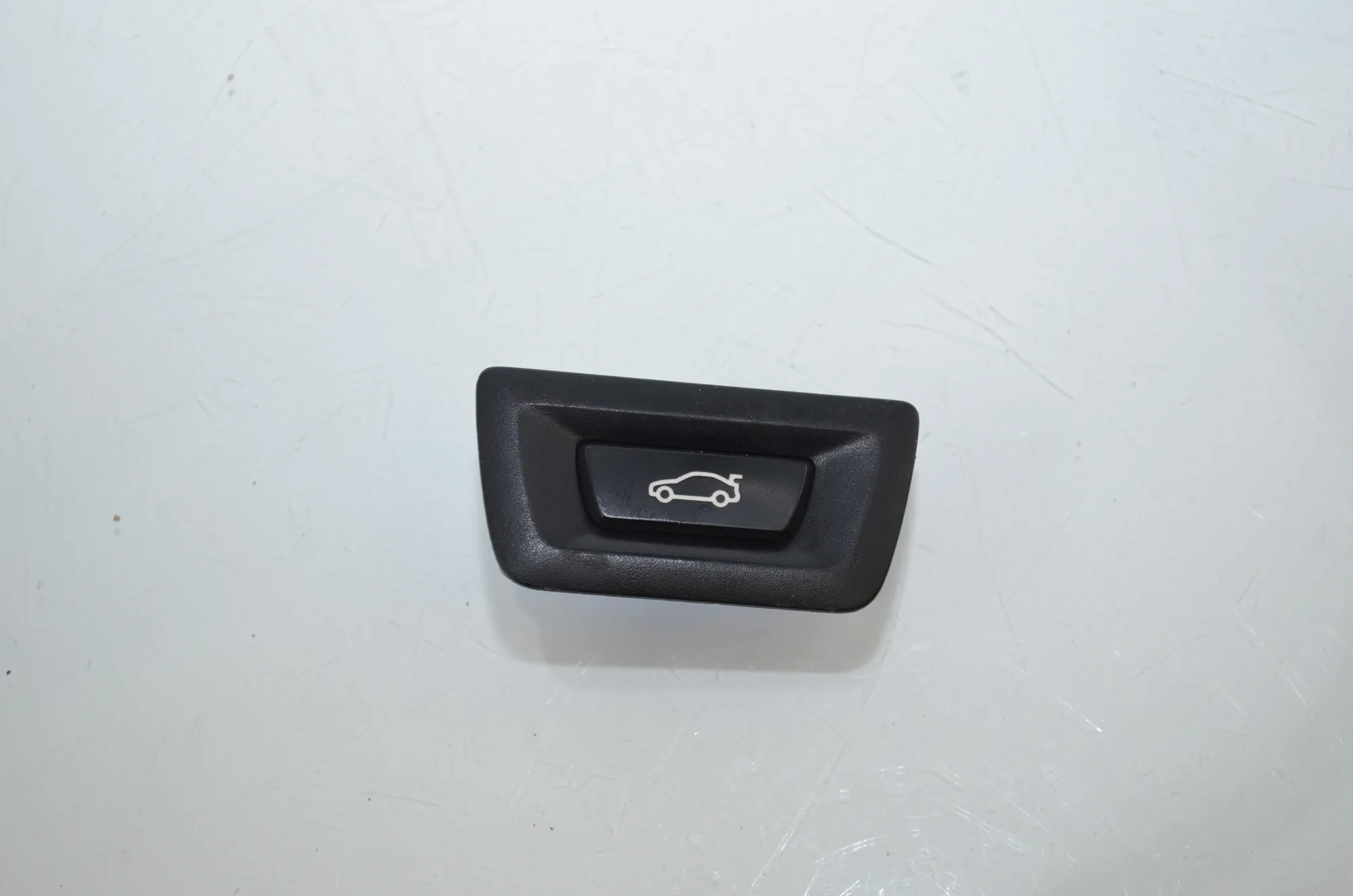 Tailgate auto-opening sensor – OEM 9162643 · BMW 5 Touring (F11) 530 d 2011 – 2