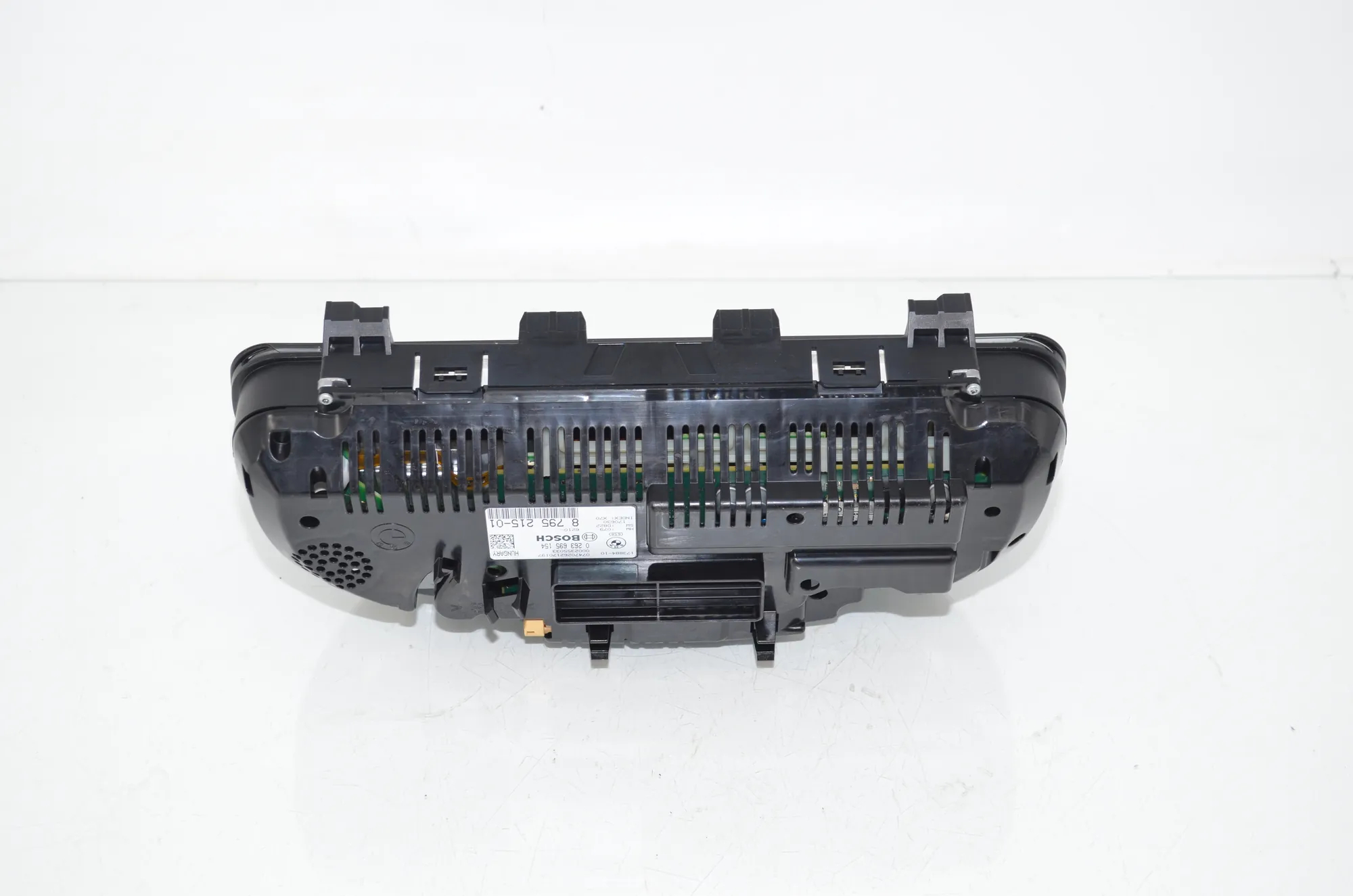 Instrument Cluster Speedometer – OEM 8795215 · BMW 5 Touring (F11) 530 d 2011 – 3