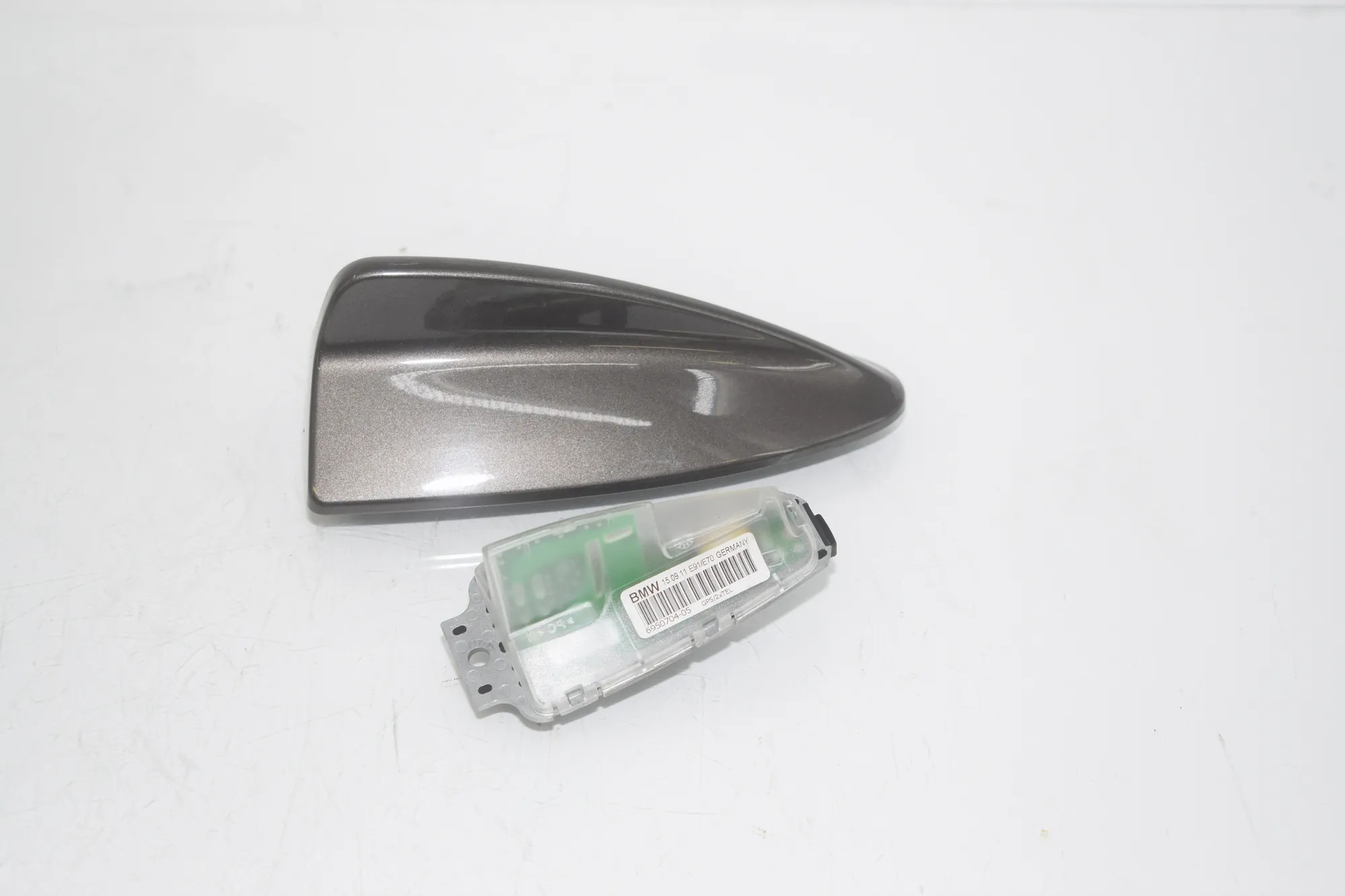 Antenna Trim – OEM 6950704 · BMW 5 Touring (F11) 530 d 2011 – 2