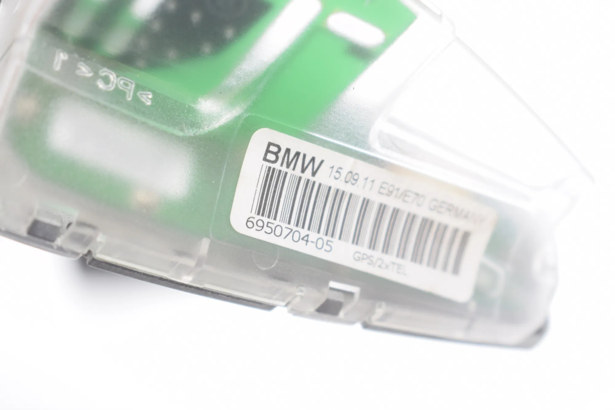Antenna Trim – OEM 6950704 · BMW 5 Touring (F11) 530 d 2011 – 4