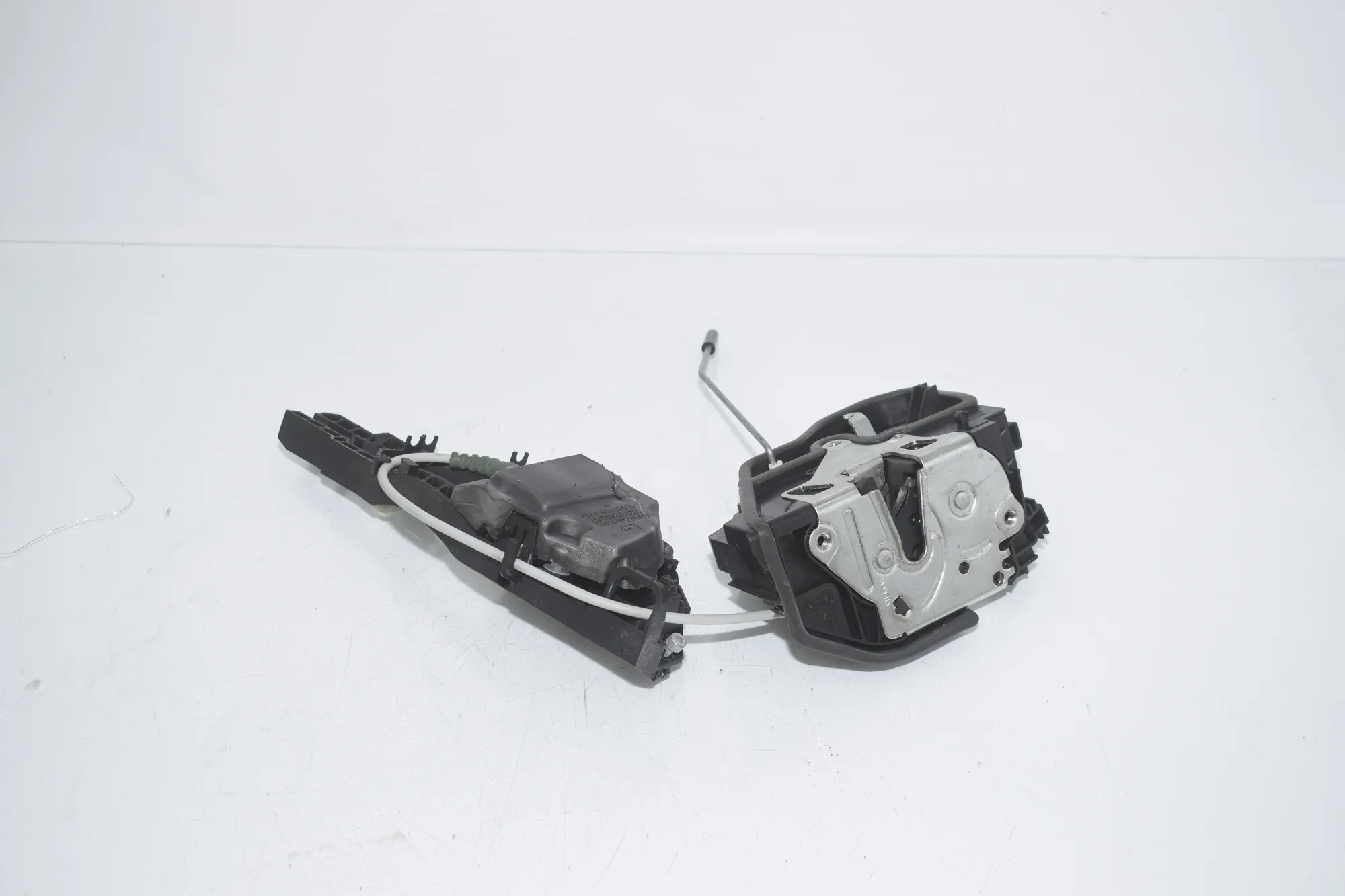 Rear Left Door Lock – OEM 7229455 · BMW 3 (F30, F80) 330 d 2016 – 3
