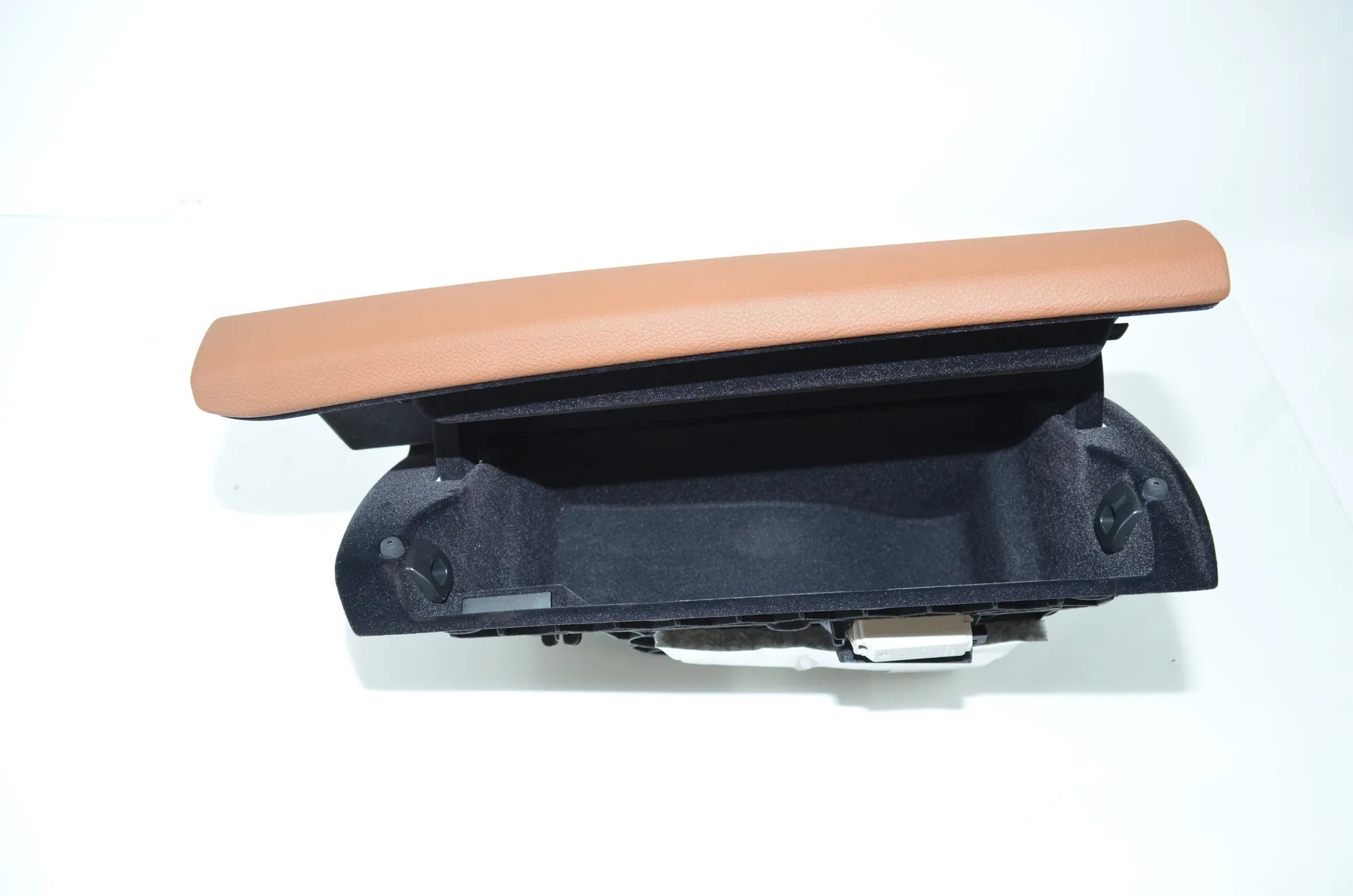Glove Compartment – OEM 9239346 · BMW 3 (F30, F80) 330 d 2016 – 4