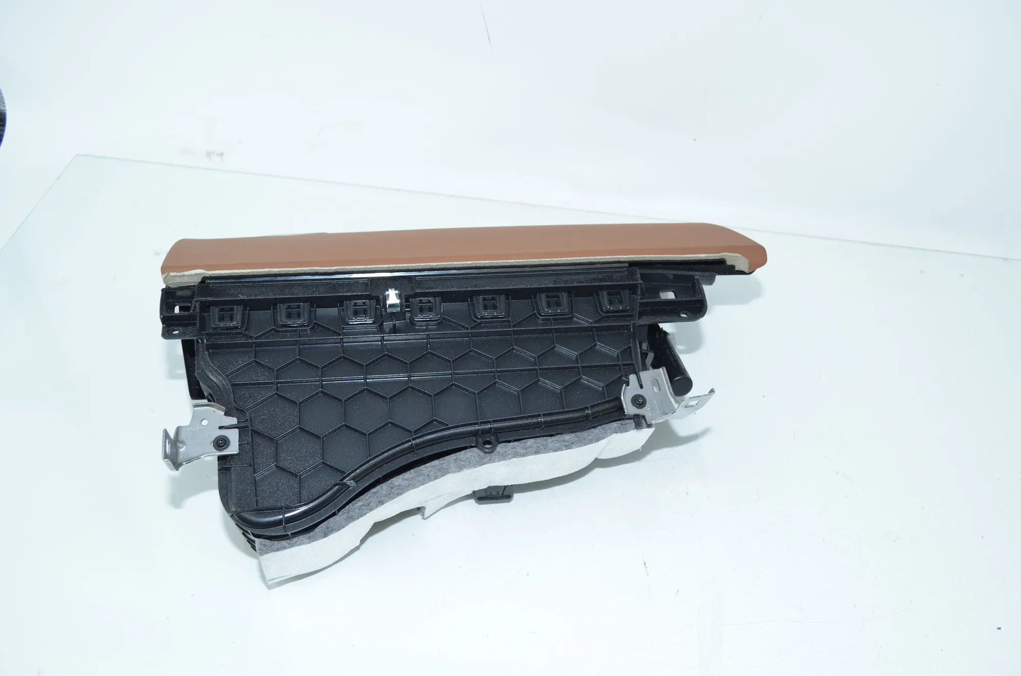 Glove Compartment – OEM 9239346 · BMW 3 (F30, F80) 330 d 2016 – 2