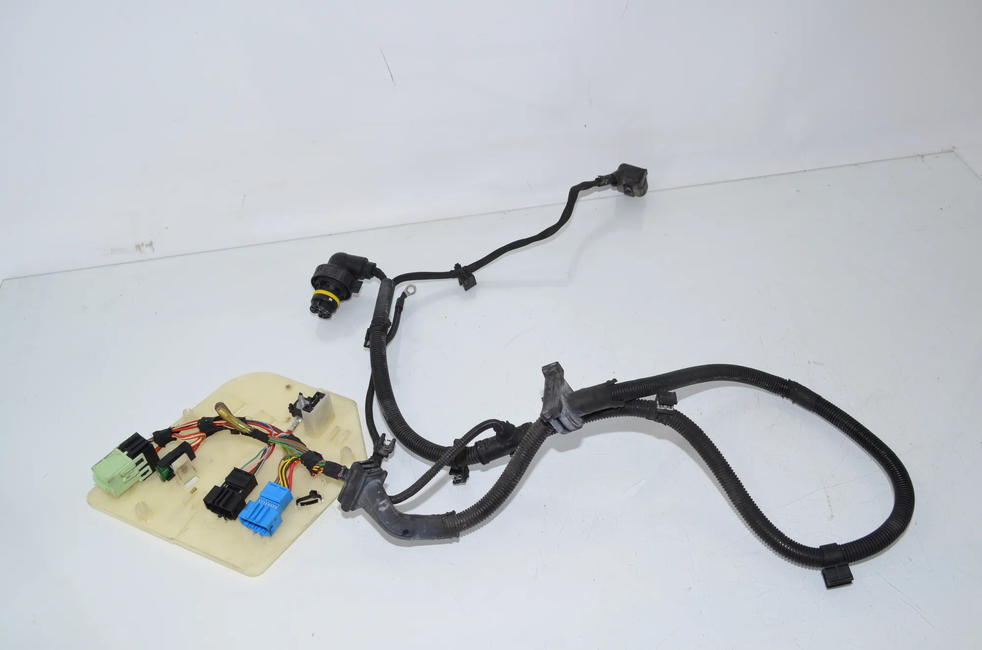 Engine Cable Harness – OEM 8515452 · BMW 5 Touring (F11) 530 d xDrive 2012