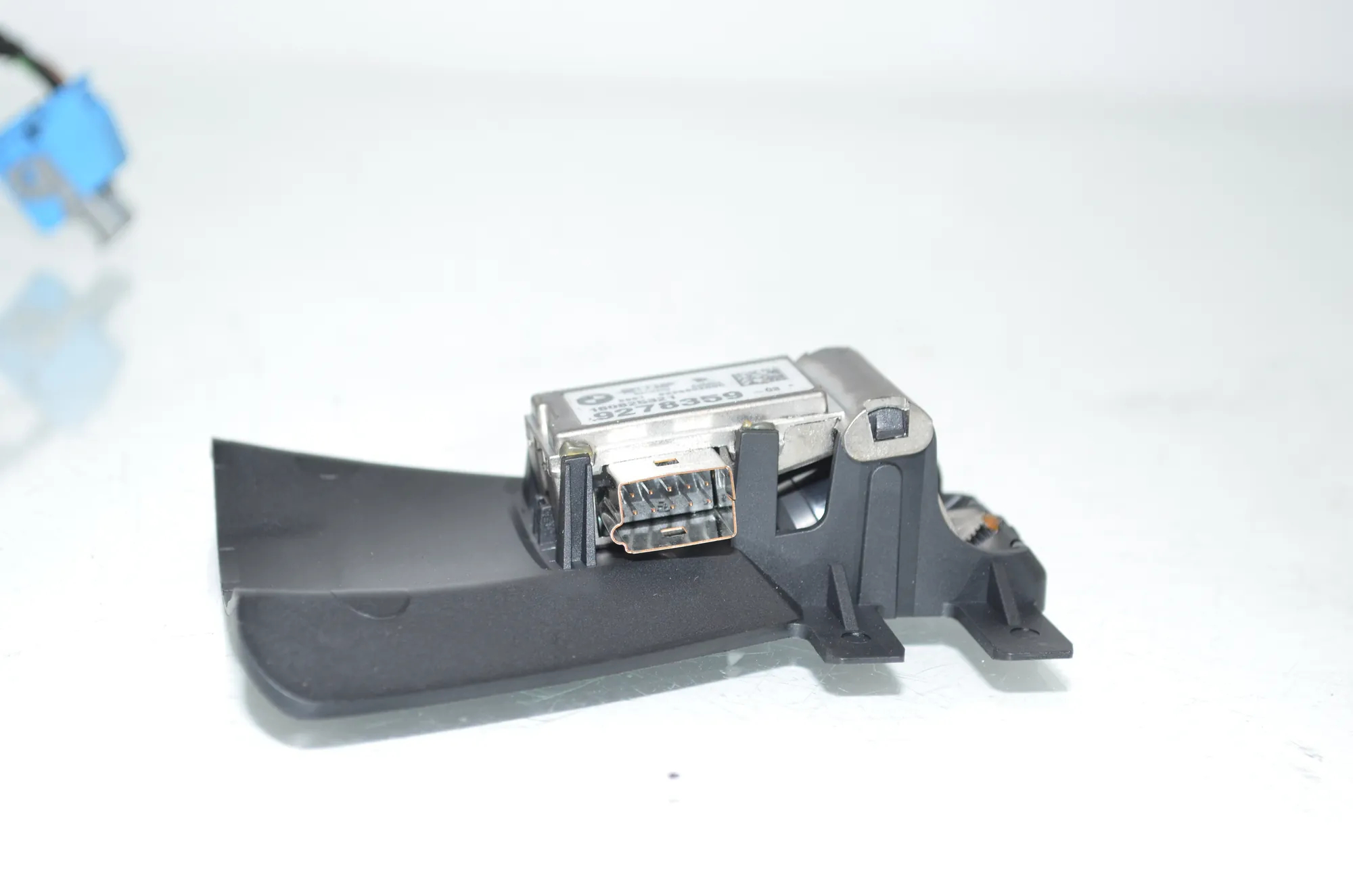 Front Camera – OEM 9278359 · BMW 3 (F30, F80) 330 d 2016 – 3
