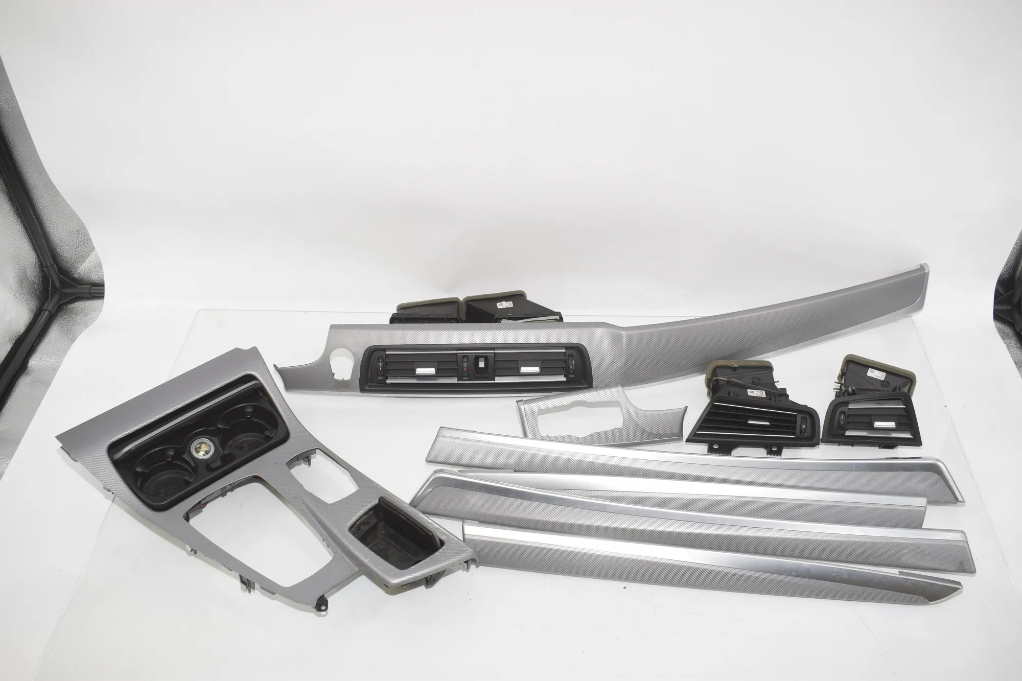 Interior Trim Strips Kit – OEM 9206348 · BMW 5 Touring (F11) 530 d xDrive 2012 – 3