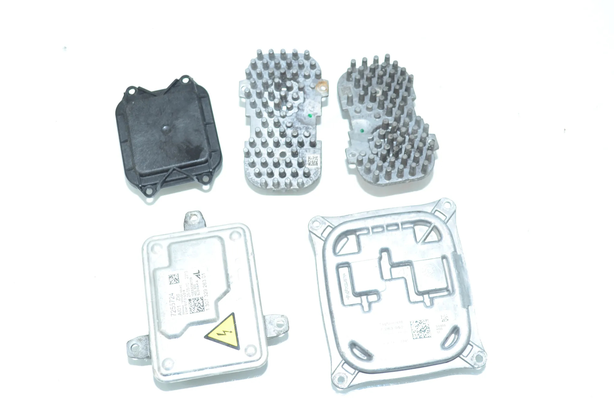 LED Lights Control Unit – OEM 7263052 · BMW X5 (E70) xDrive 30 d 2010 – 3