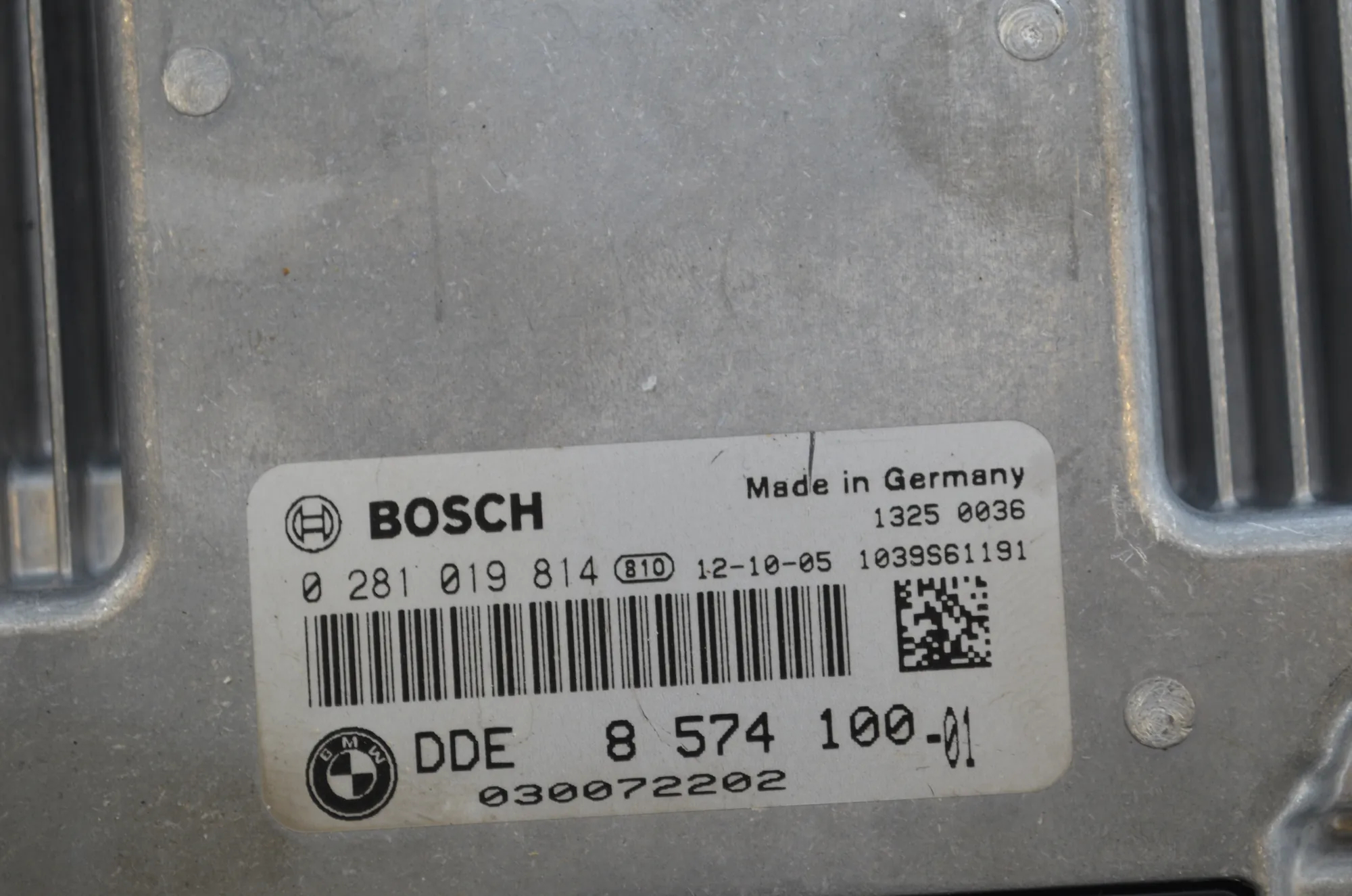Engine Ignition ECU Set – OEM 8574100 · BMW 5 Touring (F11) 530 d xDrive 2012 – 7