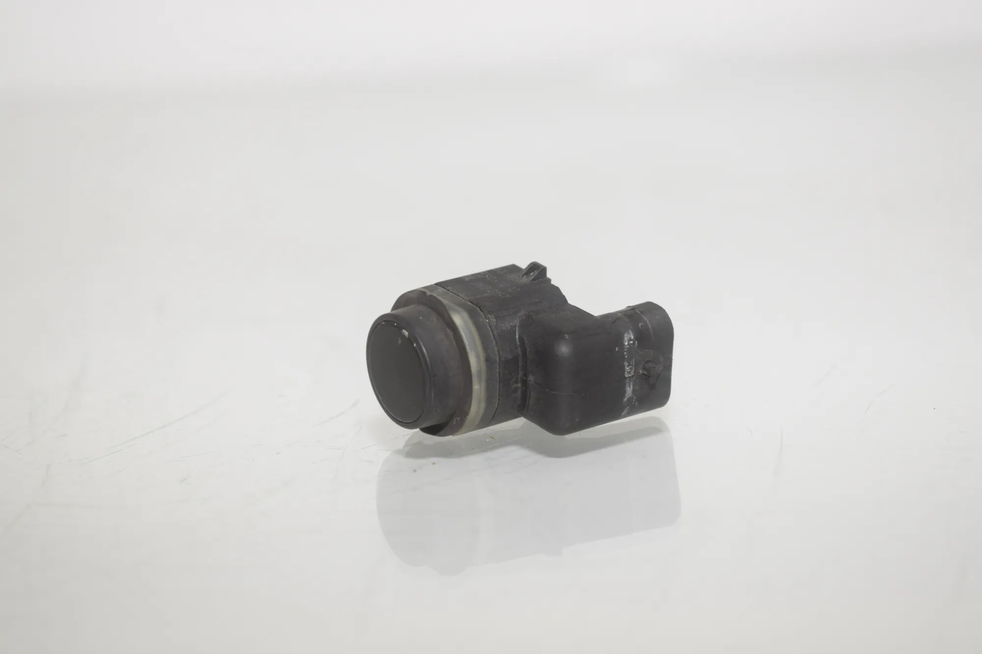 PDC Parking Sensor – OEM 9270495 · BMW 5 Touring (F11) 530 d xDrive 2012 – 4