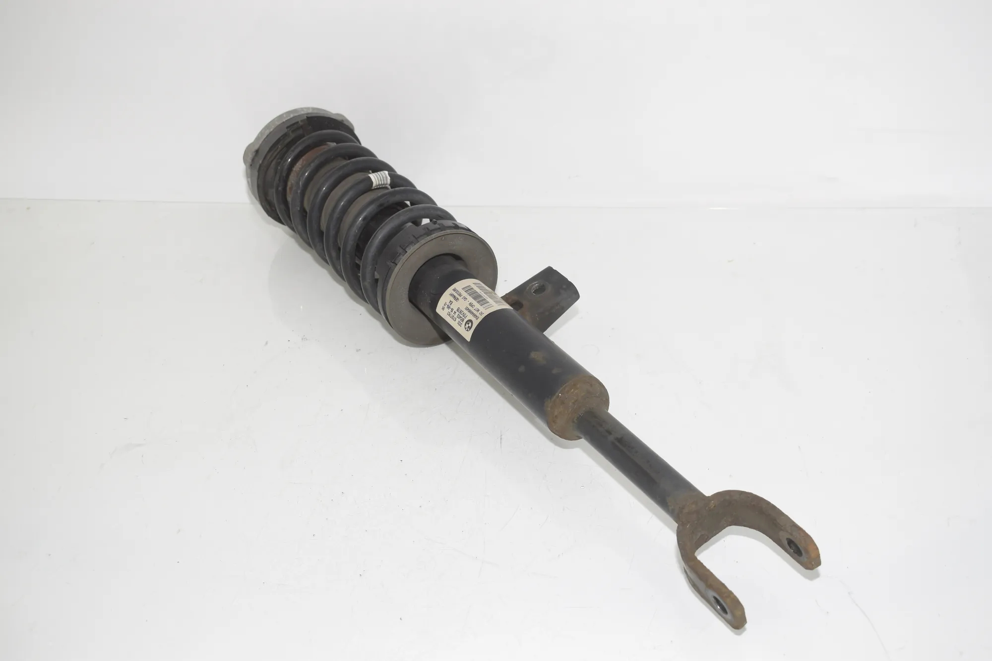 Front Left Shock Absorber – OEM 6797767 · BMW 5 Touring (F11) 530 d 2011 – 2