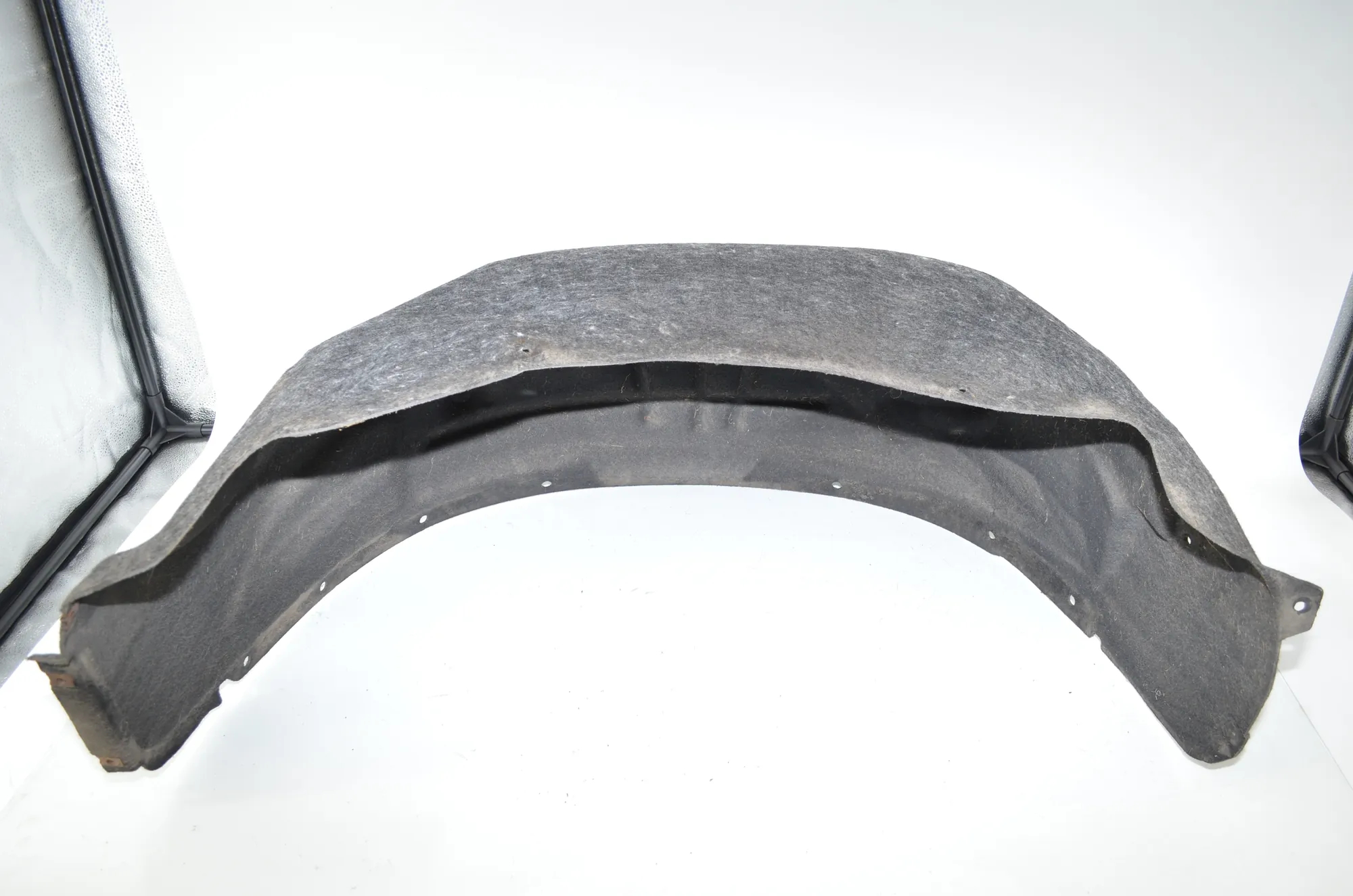 Rear Right Arch Liner – OEM 7248210 · BMW X5 (E70) xDrive 30 d 2010 – 4