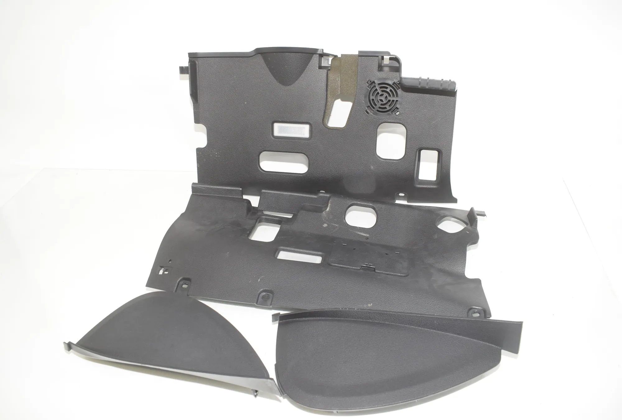 Dashboard Side Trim – OEM 6958799 · BMW X5 (E70) xDrive 30 d 2010
