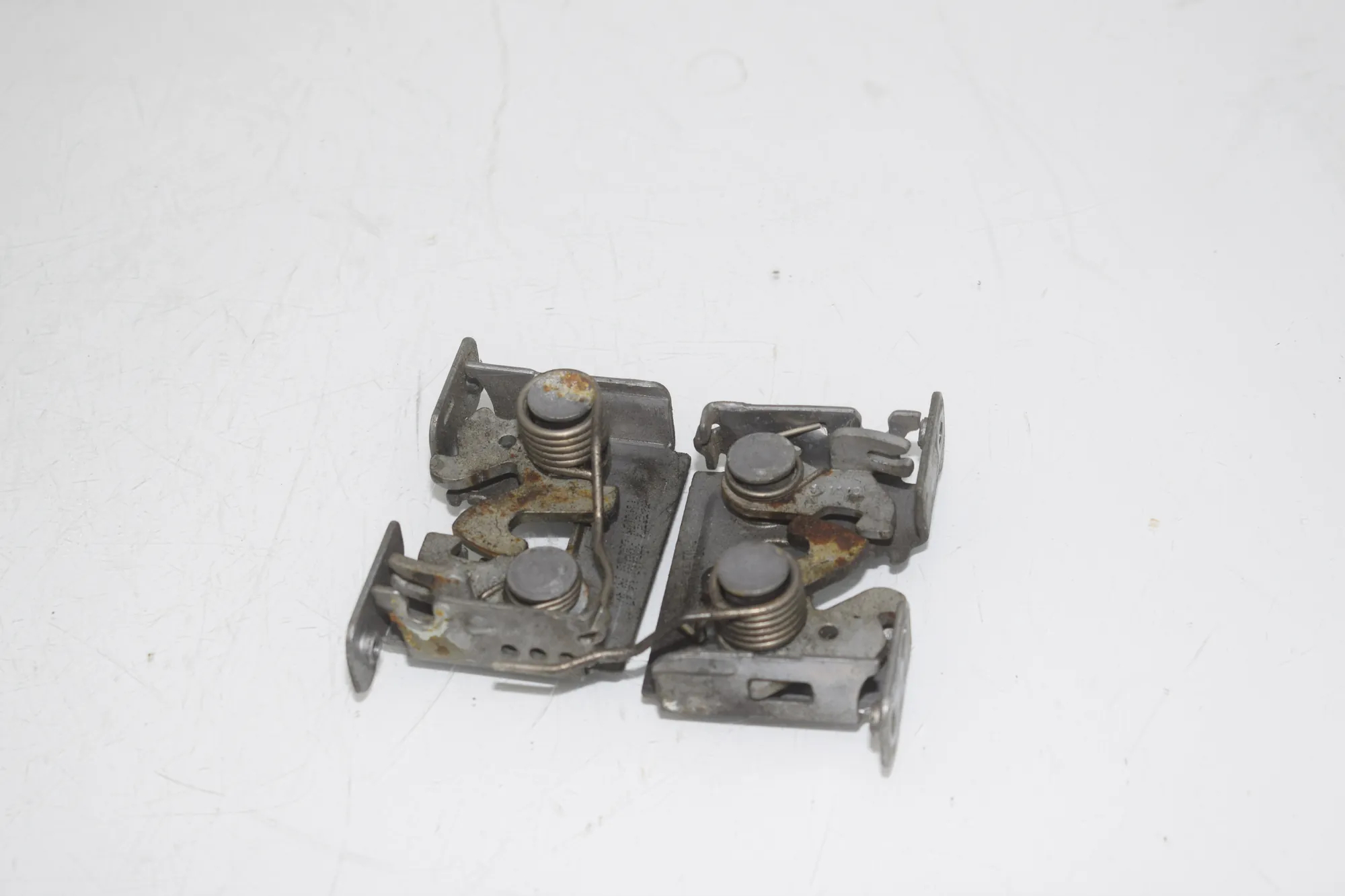 Bonnet Lock – OEM 2753419 · BMW X5 (E70) xDrive 30 d 2010 – 3