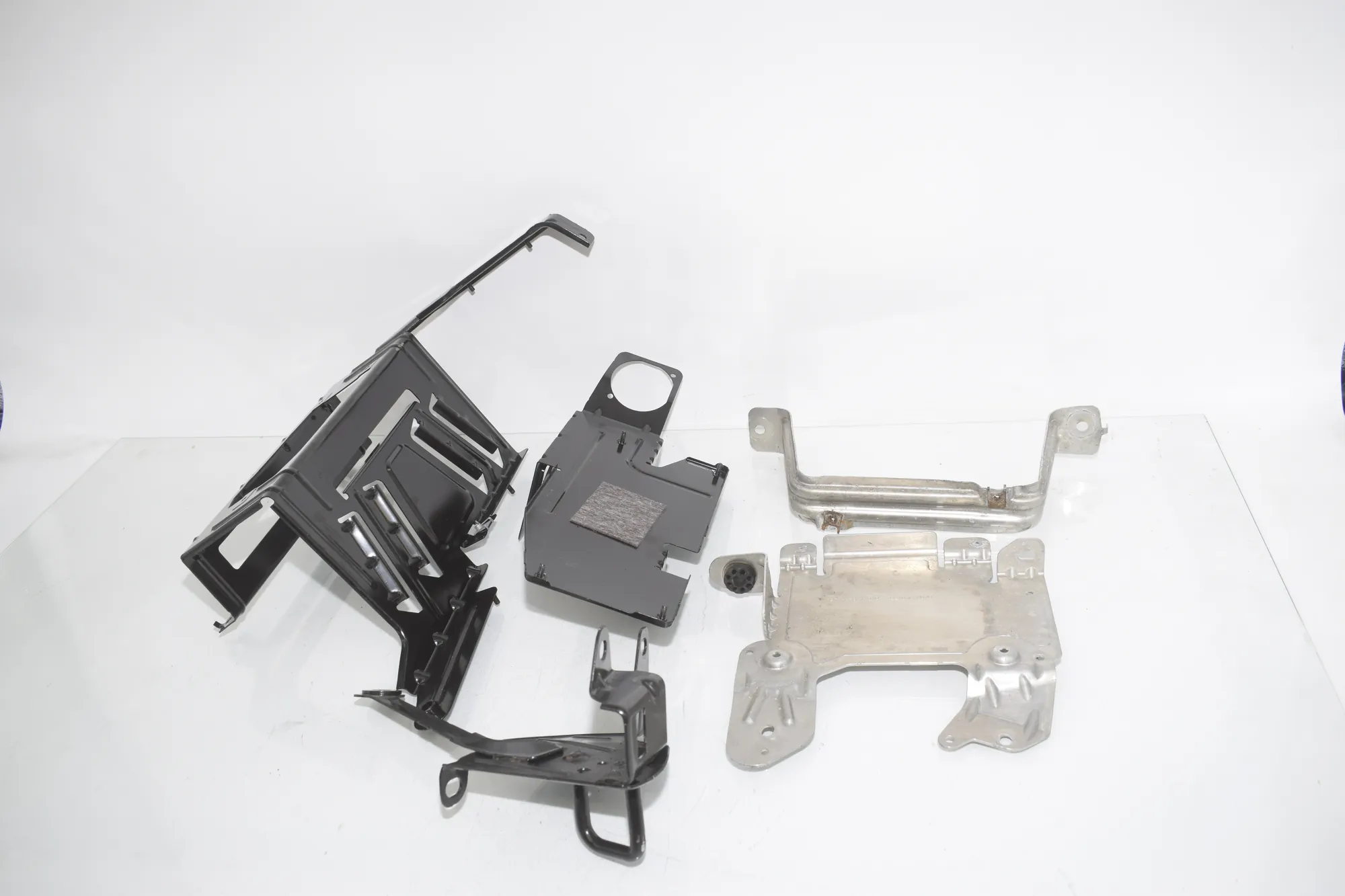 Bracket – OEM 6797591 · BMW X5 (E70) xDrive 30 d 2010
