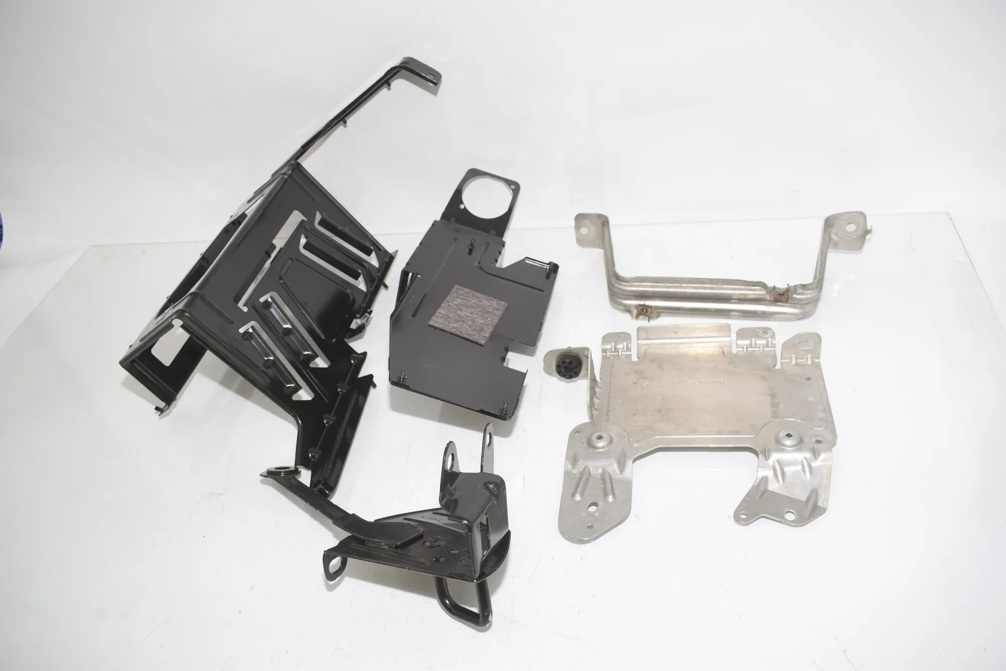 Bracket – OEM 6797591 · BMW X5 (E70) xDrive 30 d 2010 – 2
