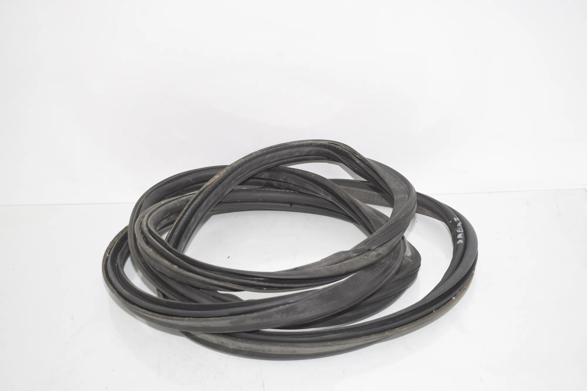 Tailgate Rubber Seal – OEM 7177284 · BMW X5 (E70) xDrive 30 d 2010 – 2